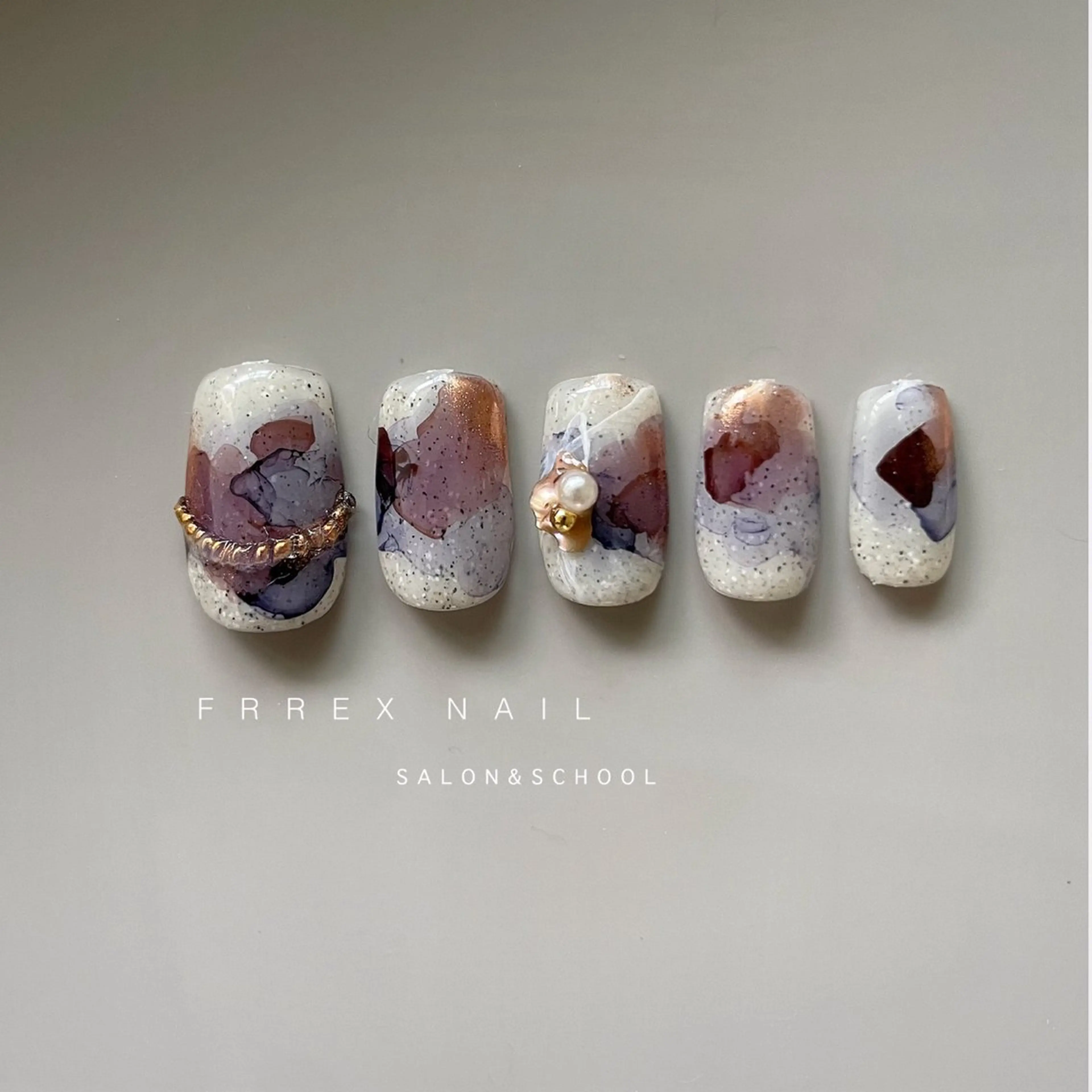 ネイル ニュアンスネイル ハンドネイル ハンドケア Freex nail所属・freex nail /ニュアンス/個性派のネイルデザイン