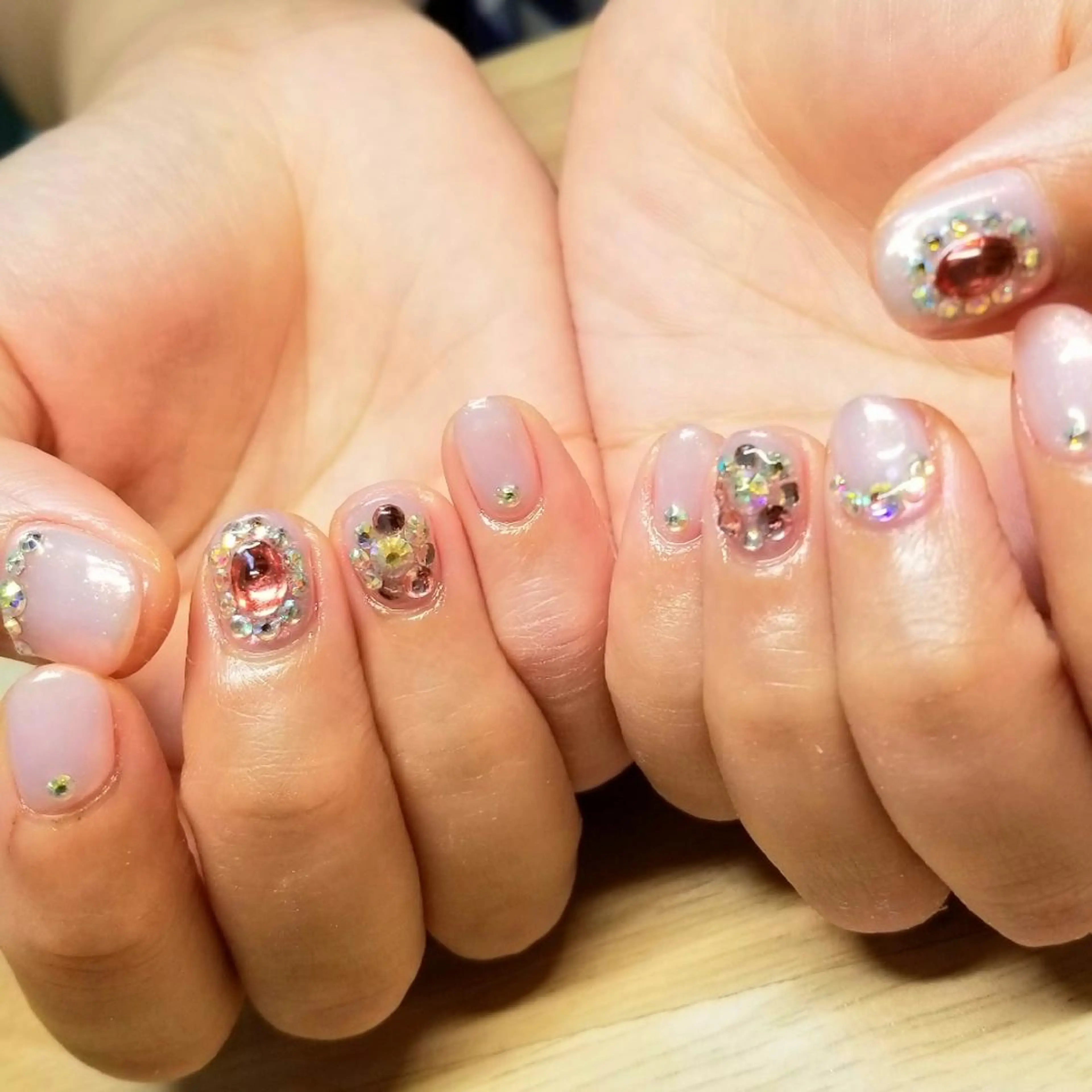 ネイル ミラーネイル ストーンネイル ハンドネイル L'instant  Nail Artzのネイルデザイン
