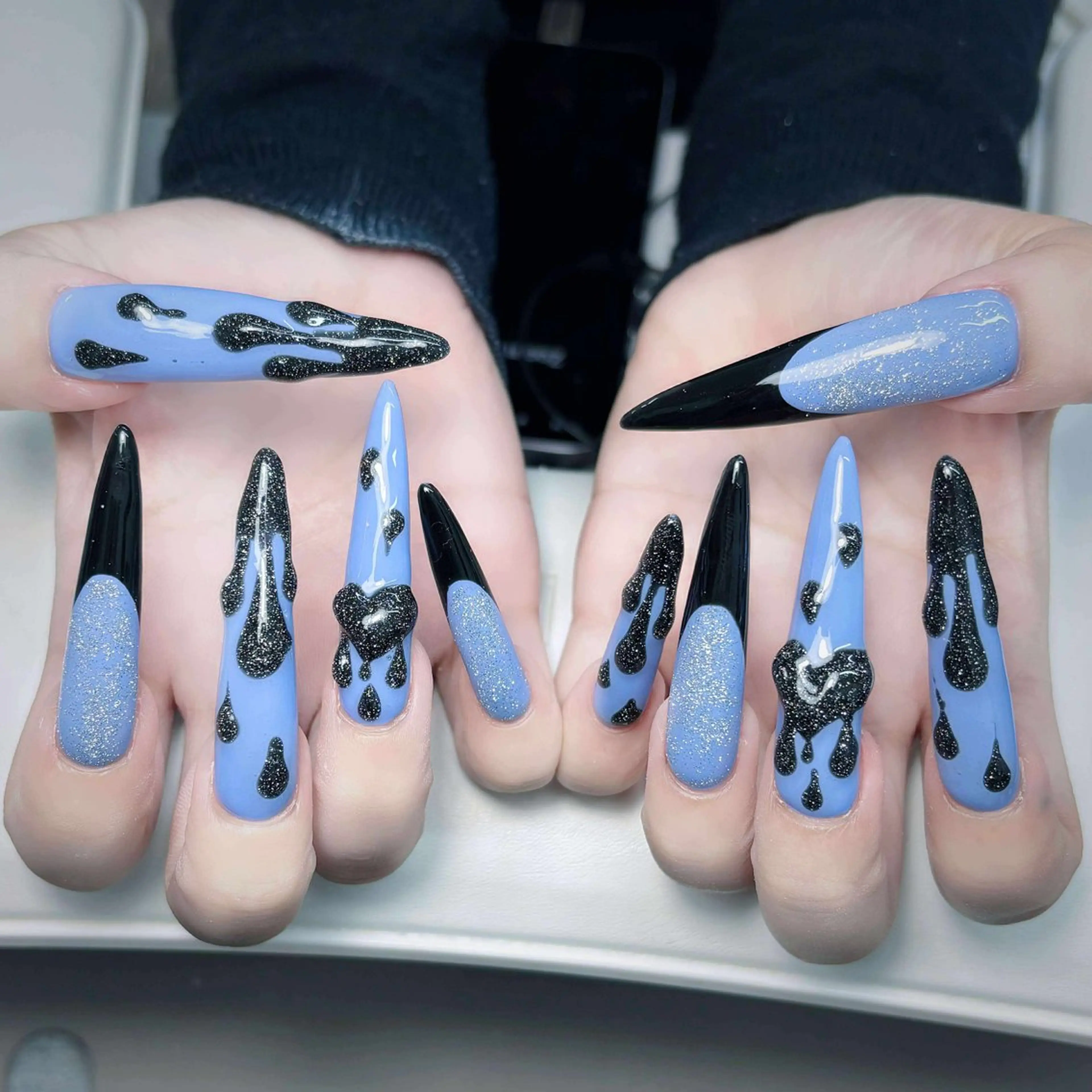 ネイル オーロラネイル フレンチネイル ガラスフレンチ グラデーション キラキラネイル ハンドネイル ハンドケア Nova Nail Nambaのネイルデザイン