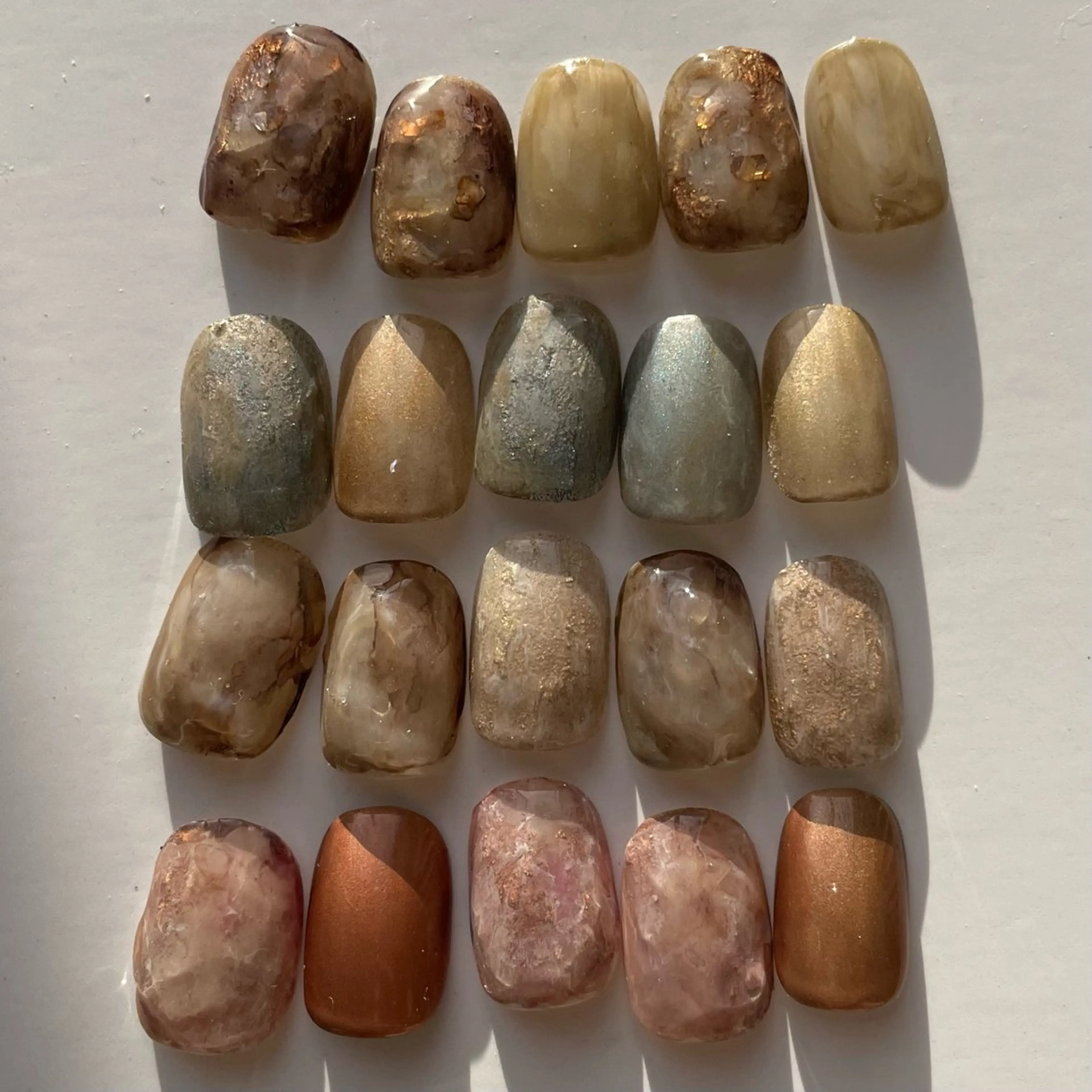 ネイル Manon Yuiのマツエク・マツパデザイン