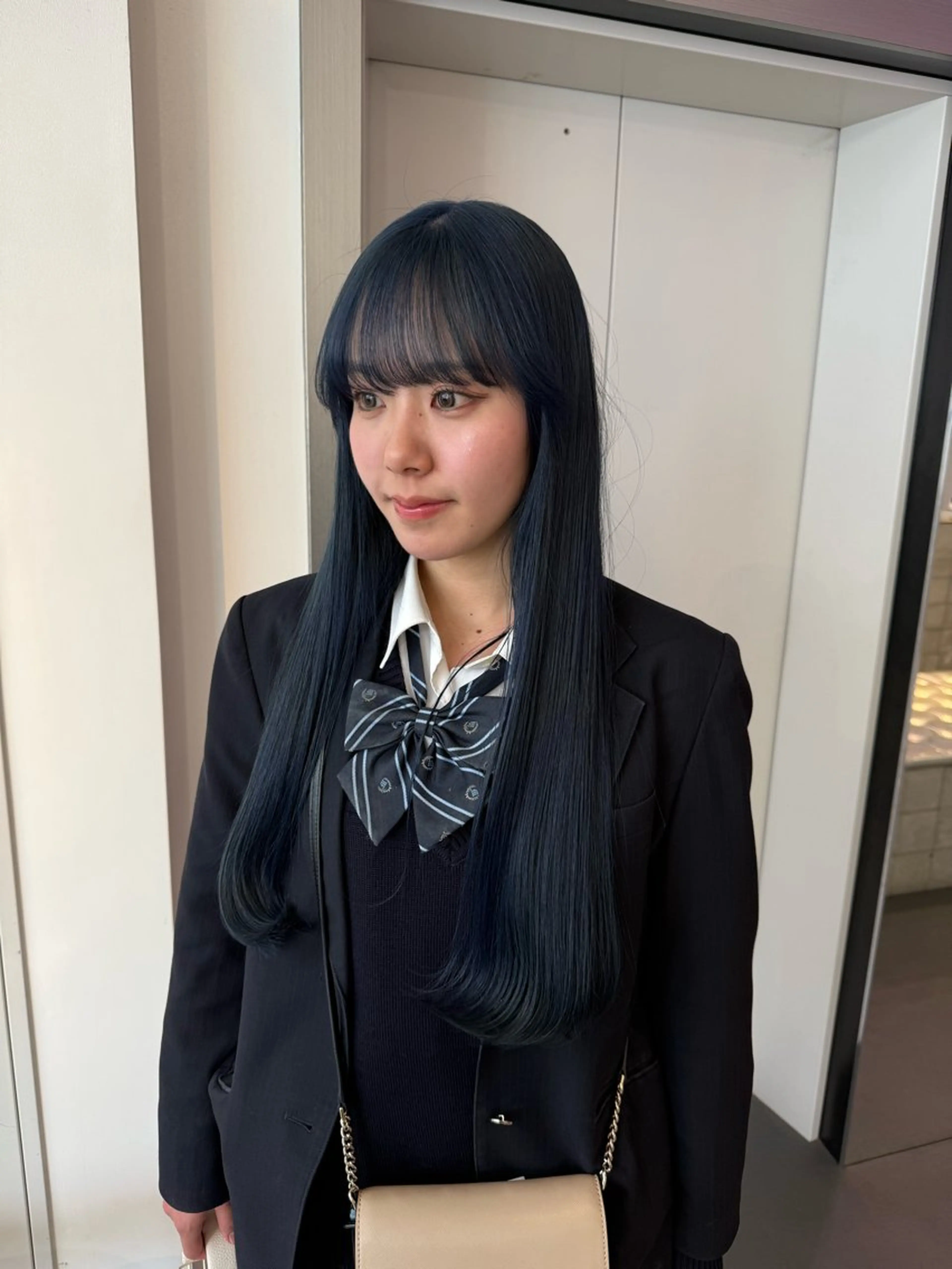 ロング カラー ヘアアレンジ ヘアカラー トリートメント ヘアセット 海外/ハイトーン🪽 ☯️ami☯️のヘアスタイル