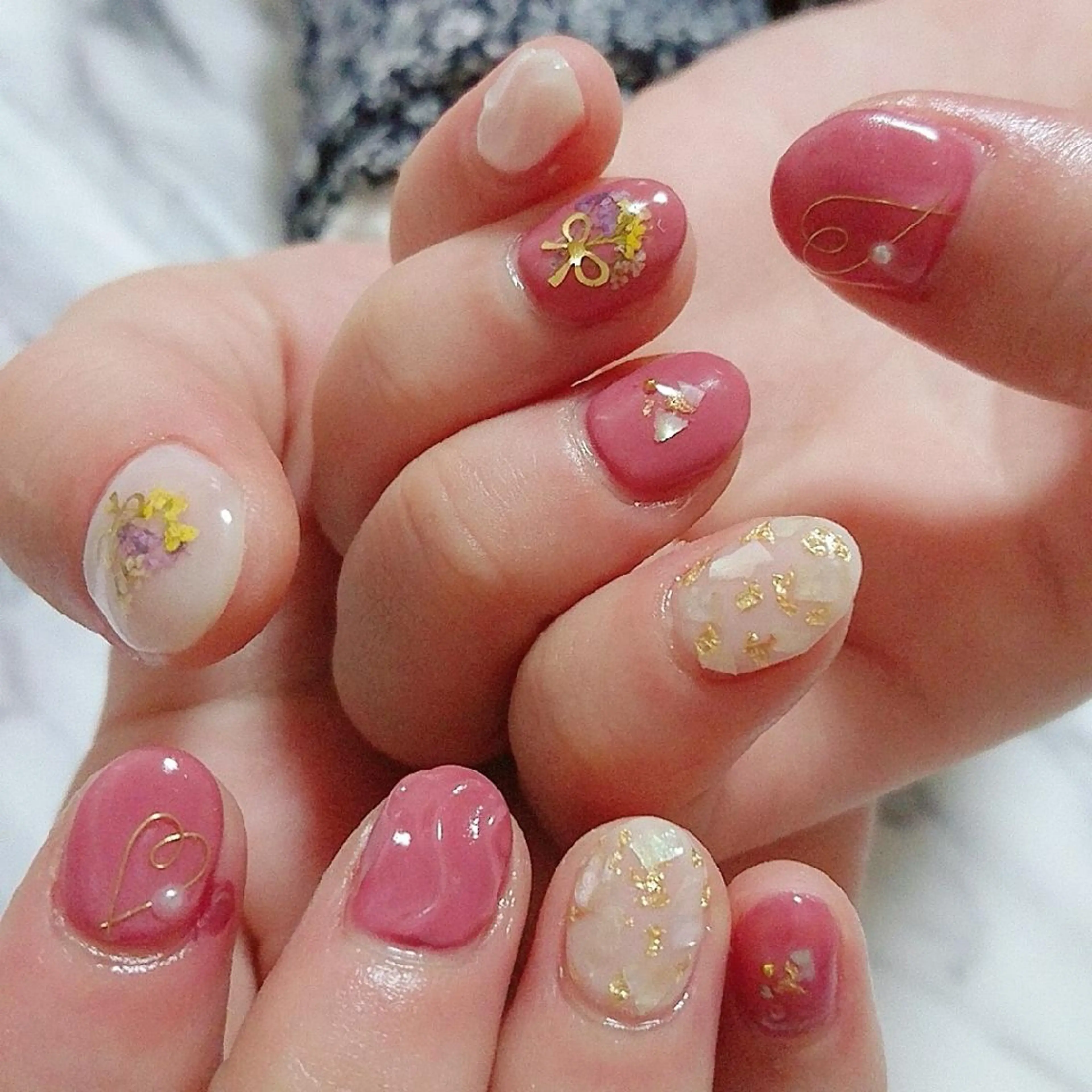 ネイル QULEONAIL所属・大城 裕麻のネイルデザイン