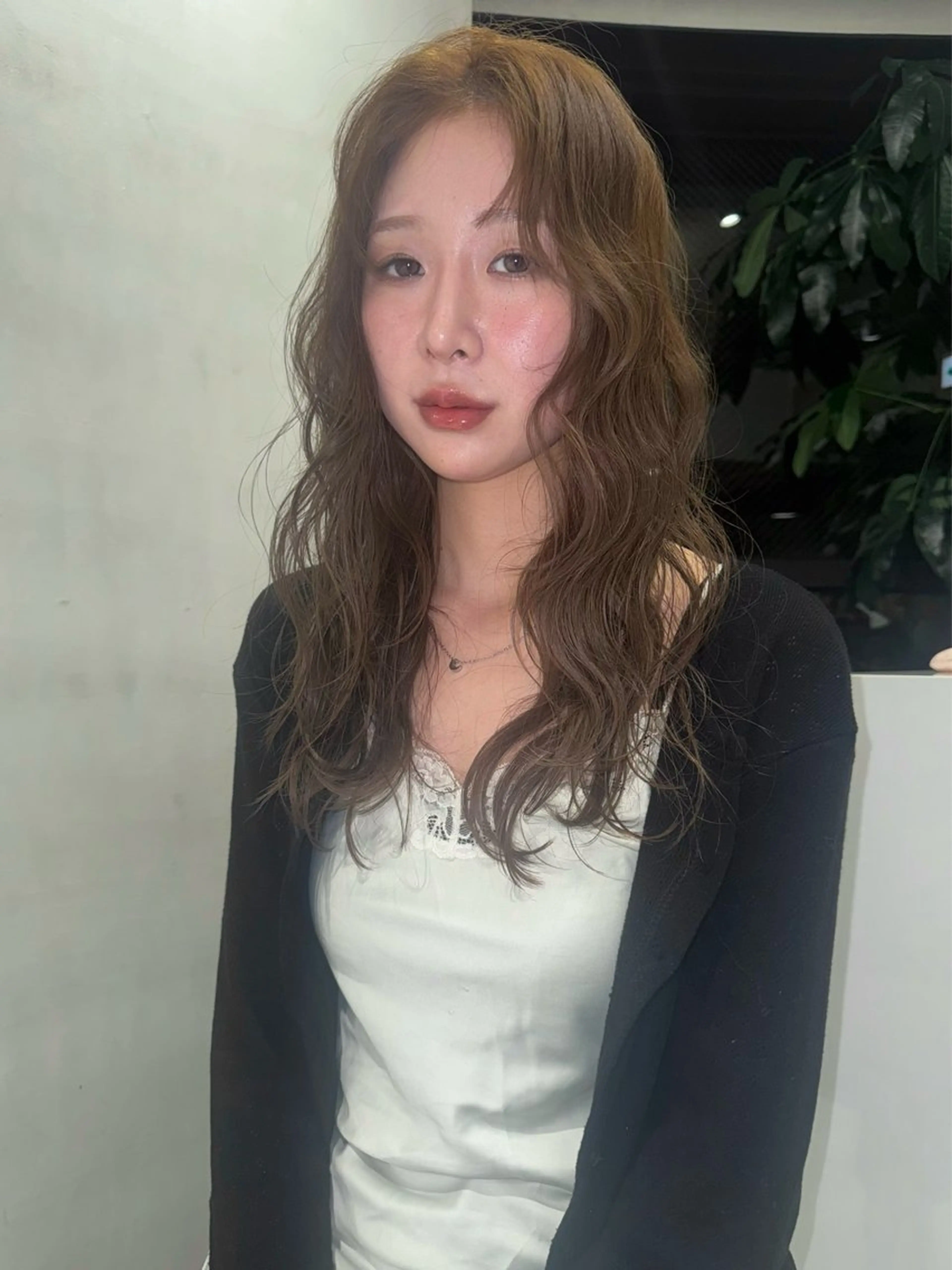 カラー 透明感カラー Ence 銀座所属・植木 まりなのヘアスタイル