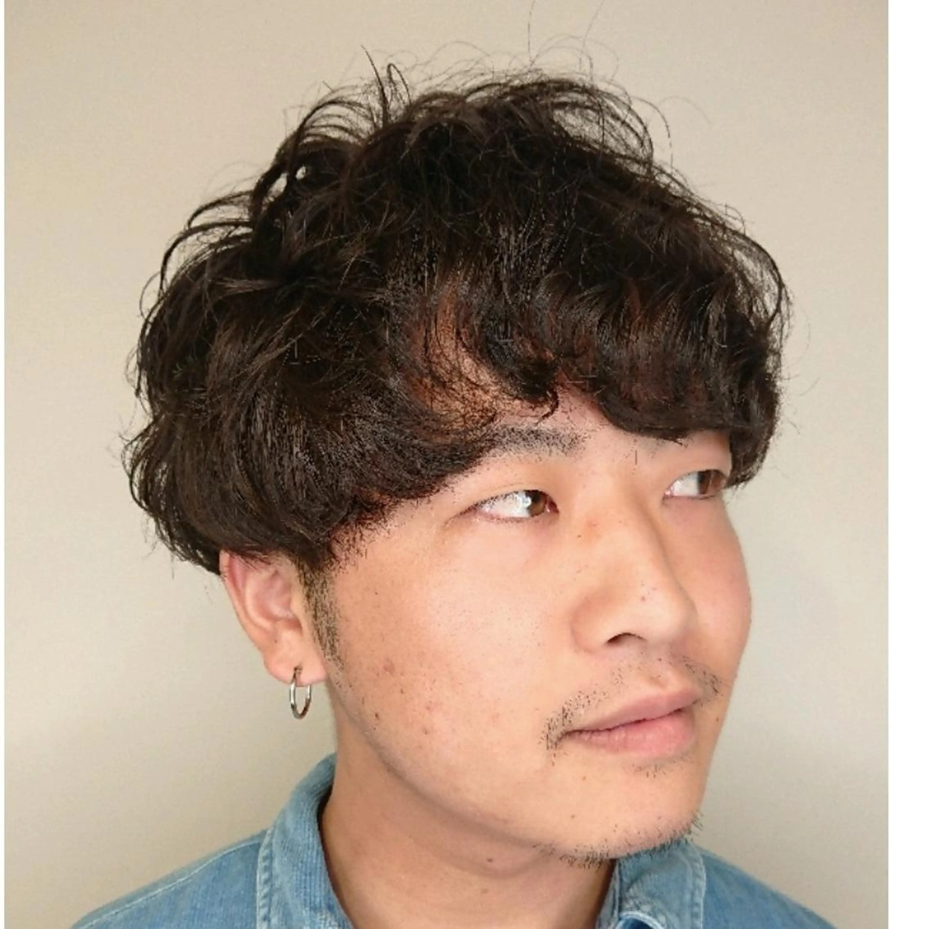 メンズ カラー パーマ ヘアアレンジ マッシュ メンズパーマ ブリーチ/ヘアケア/ 艶髪/イギチハルのヘアスタイル