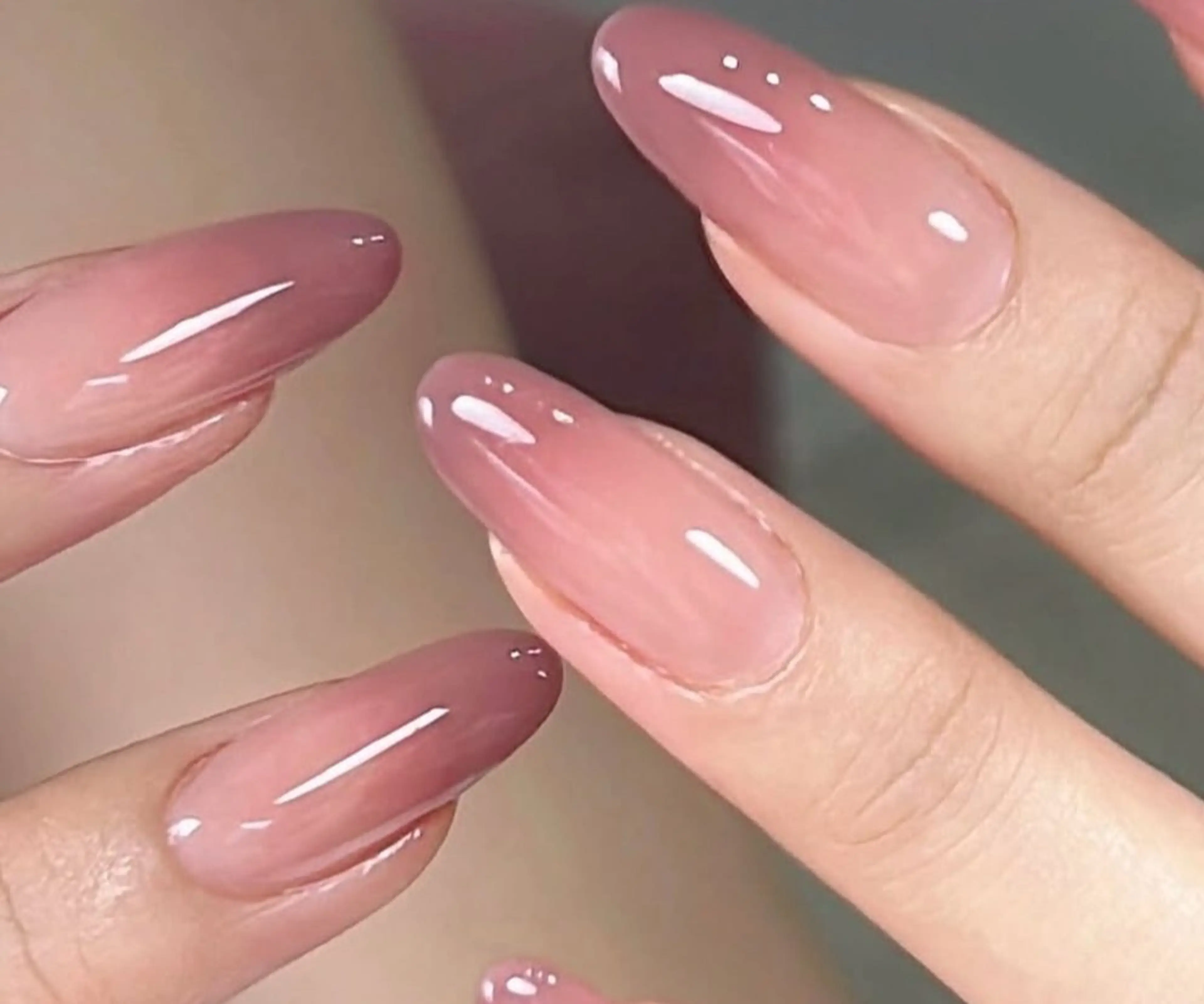 オフなし  ハンドグラデーションネイル（ラメグラデーションでもOK）の写真