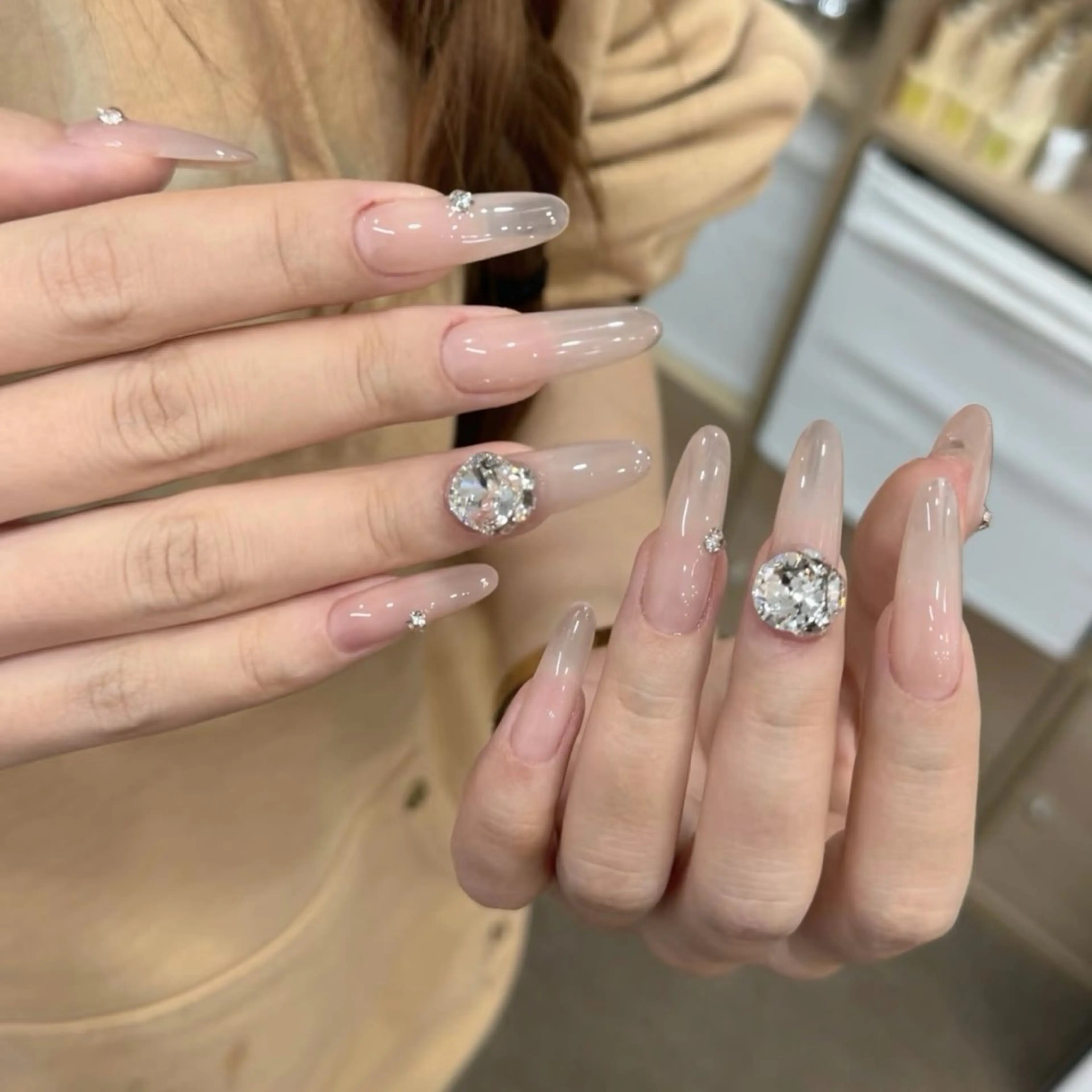 ネイル J&C Nail Salon吉祥寺所属・YU KIのネイルデザイン