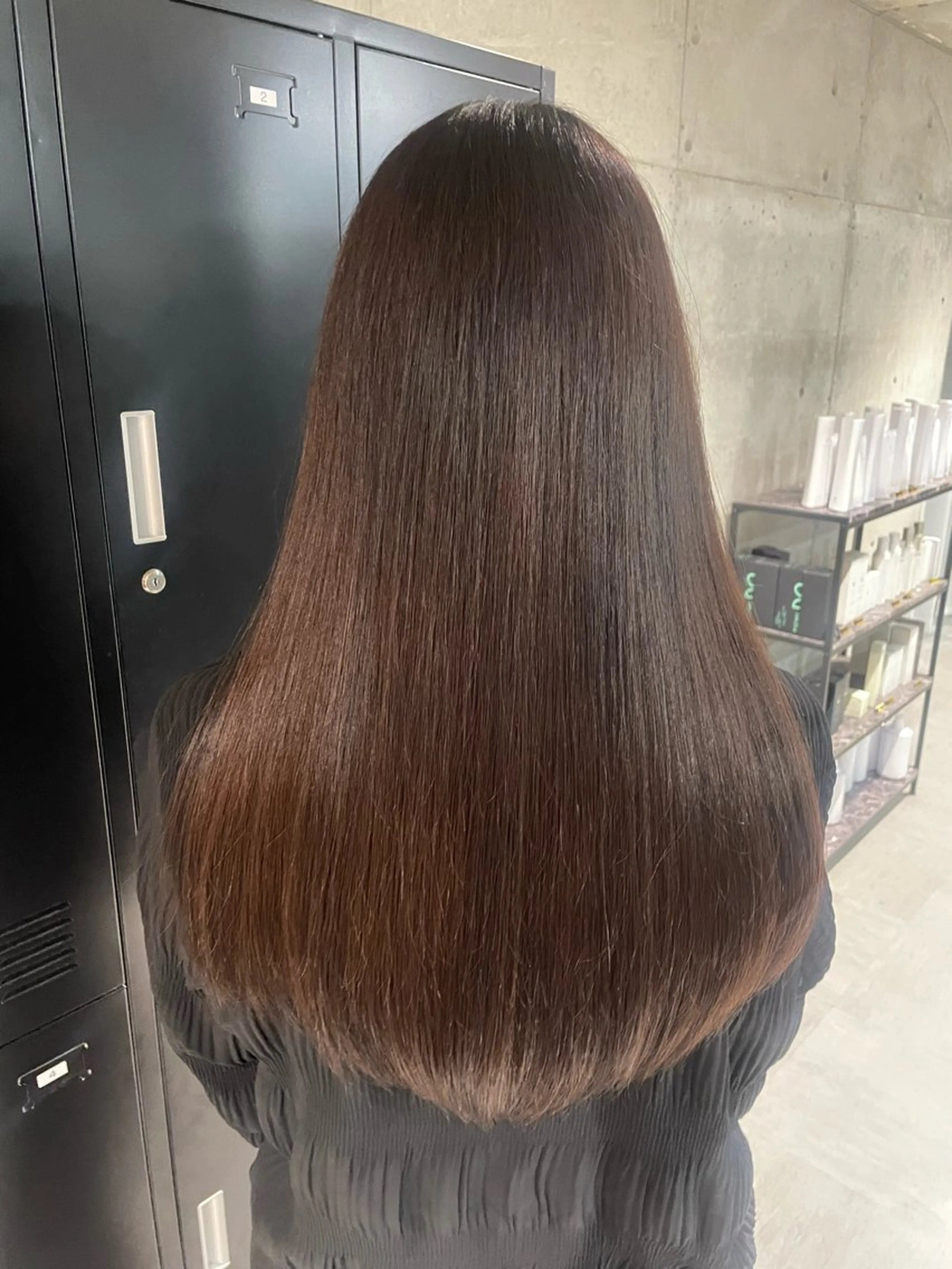 【✨ミニモ学割U24✨】似合わせカット＋うる艶カラー＋『髪質改善』美髪ケアトリートメント 6000円の写真