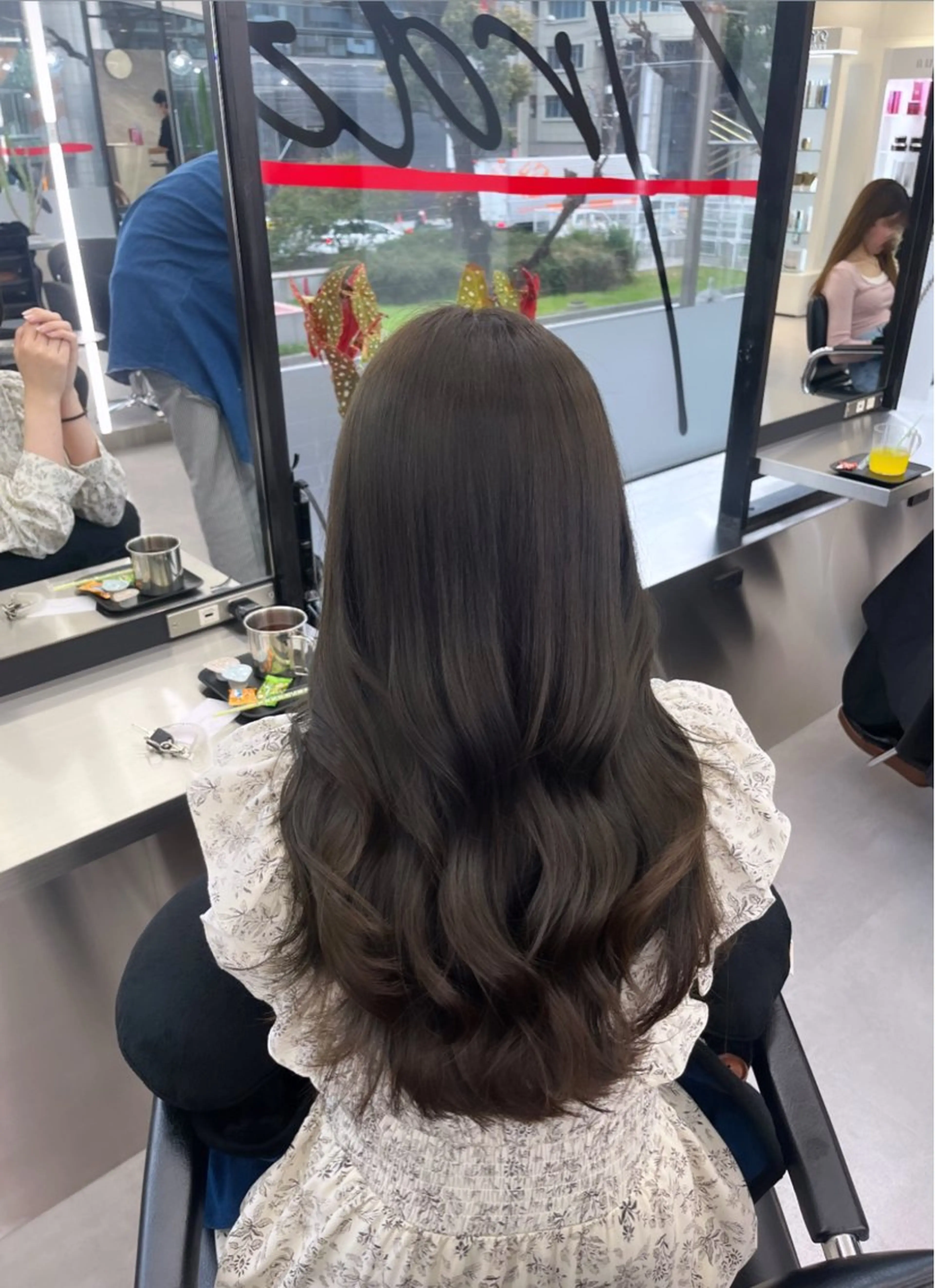 ロング ヘアカラー Itsuki/心斎橋 髪質改善/暗髪カラーのヘアスタイル