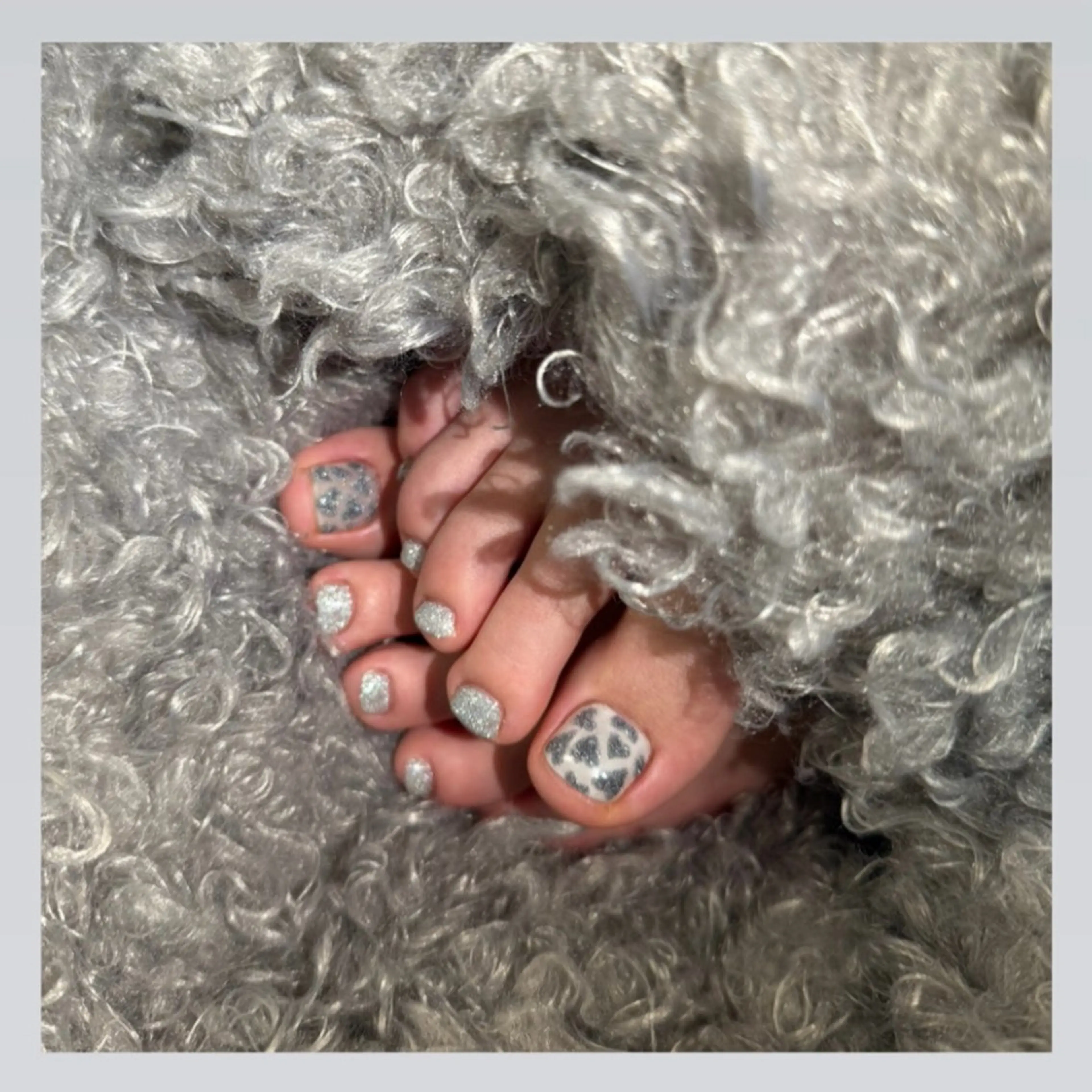 ネイル Rion/ガーリー/ オタ活ネイルʚ🎀ɞのネイルデザイン