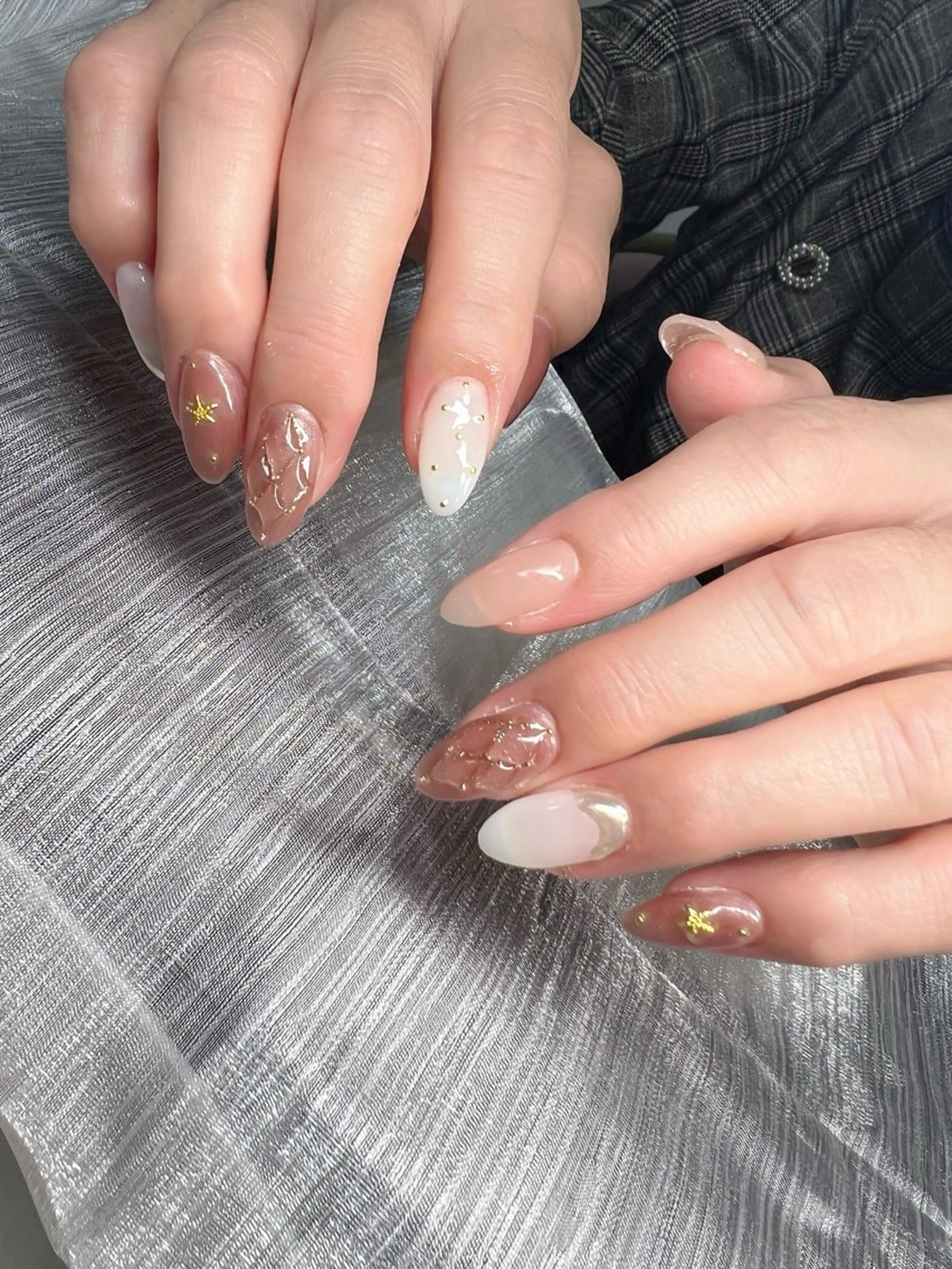 ネイル マグネットネイル ピンク ネイルチップ 冬ネイル Lee Nailsのネイルデザイン