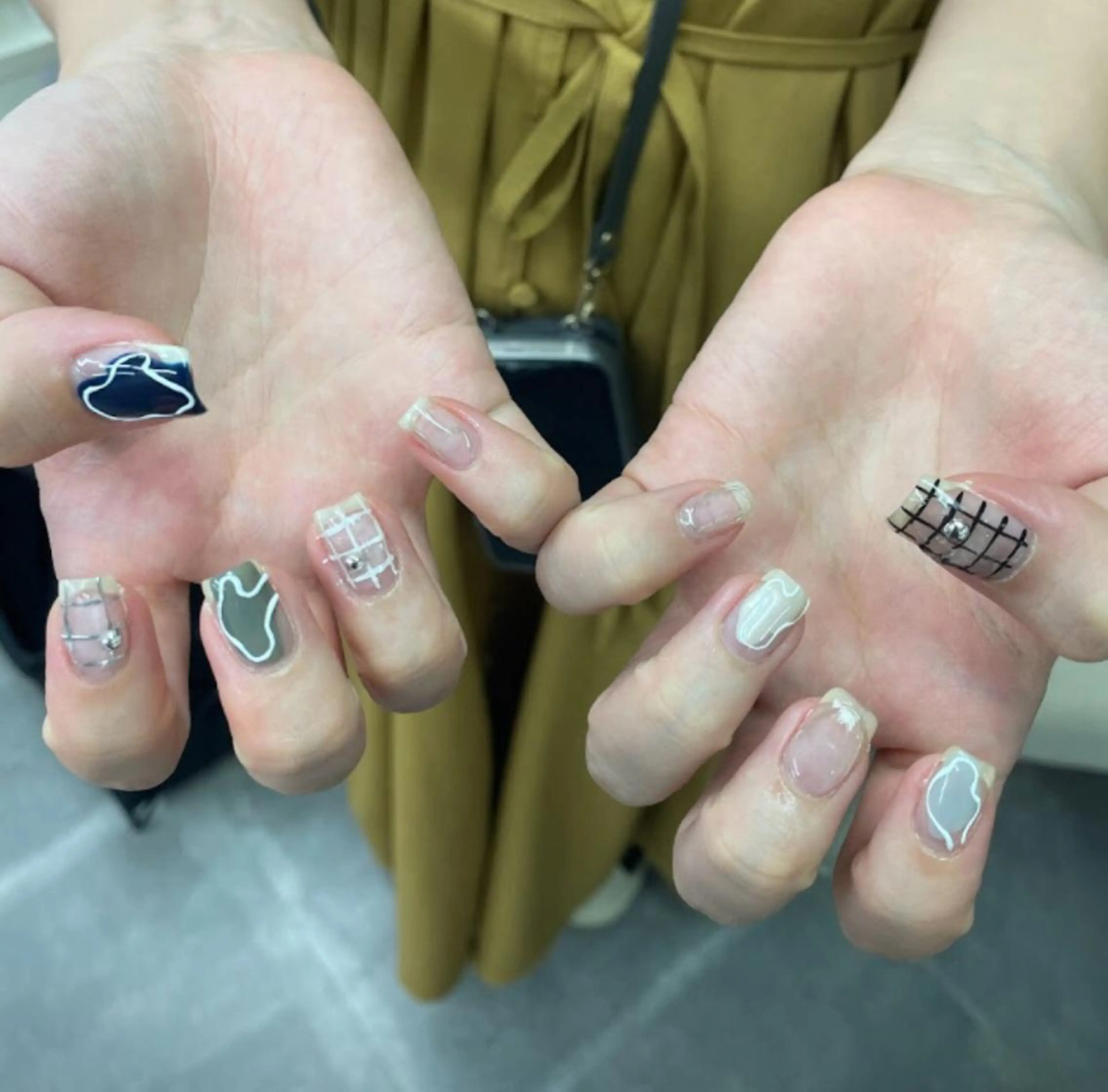 ネイル アートネイル クリアネイル ジェルネイル ニュアンスネイル スカルプネイル nailstudio eviz新宿店のネイルデザイン