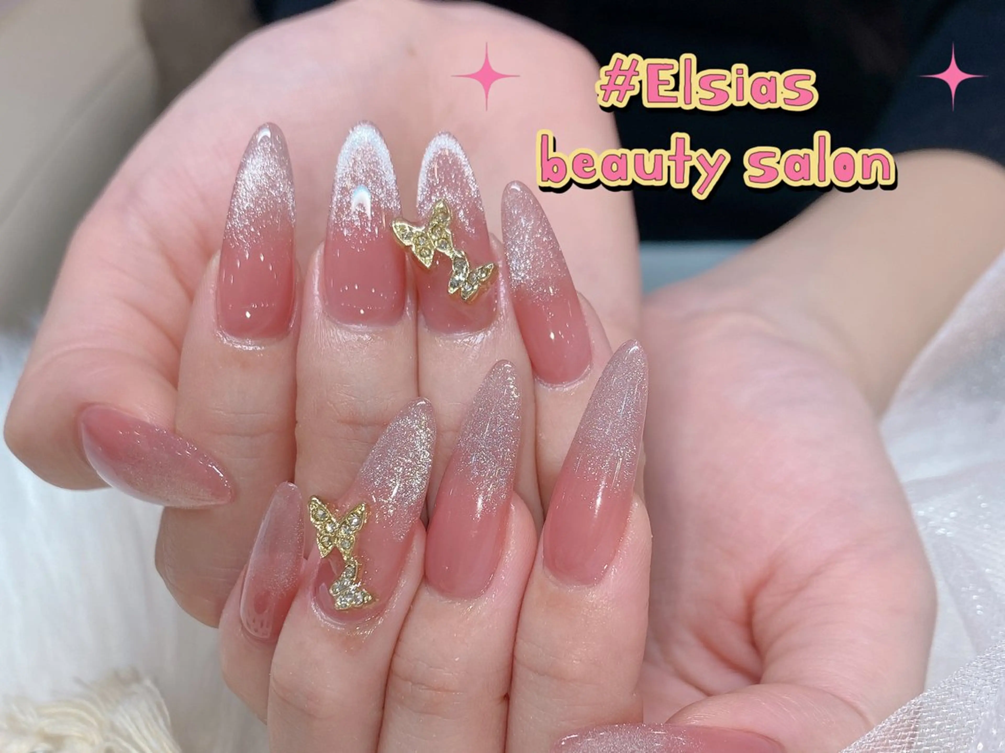 ネイル Elsias 詩織のマツエク・マツパデザイン