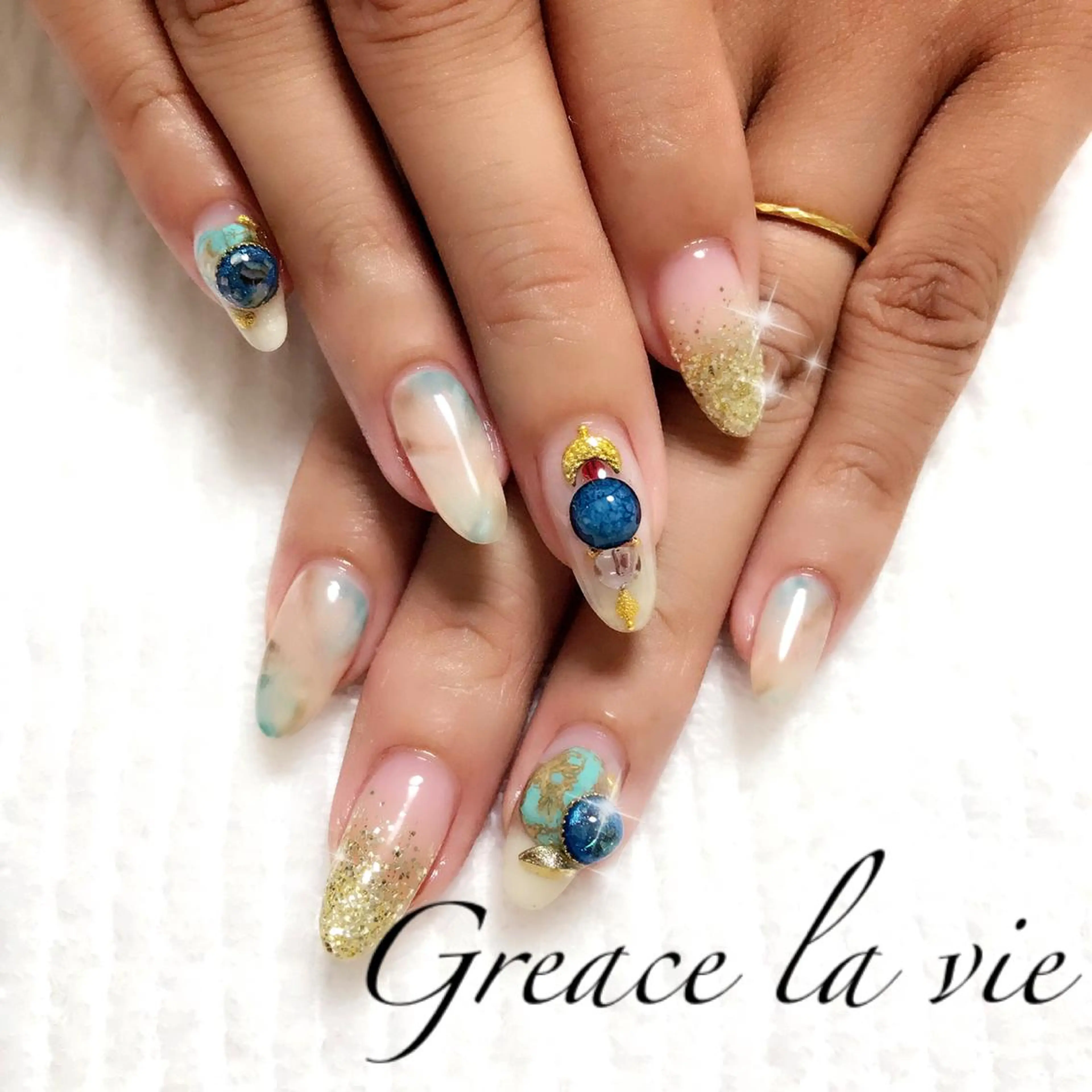 セミロング カラー パーマ ヘアアレンジ キッズ ネイル マツエク・マツパ 大理石ネイル(マーブル) Greace la vie所属・Greace  la vieのネイルデザイン