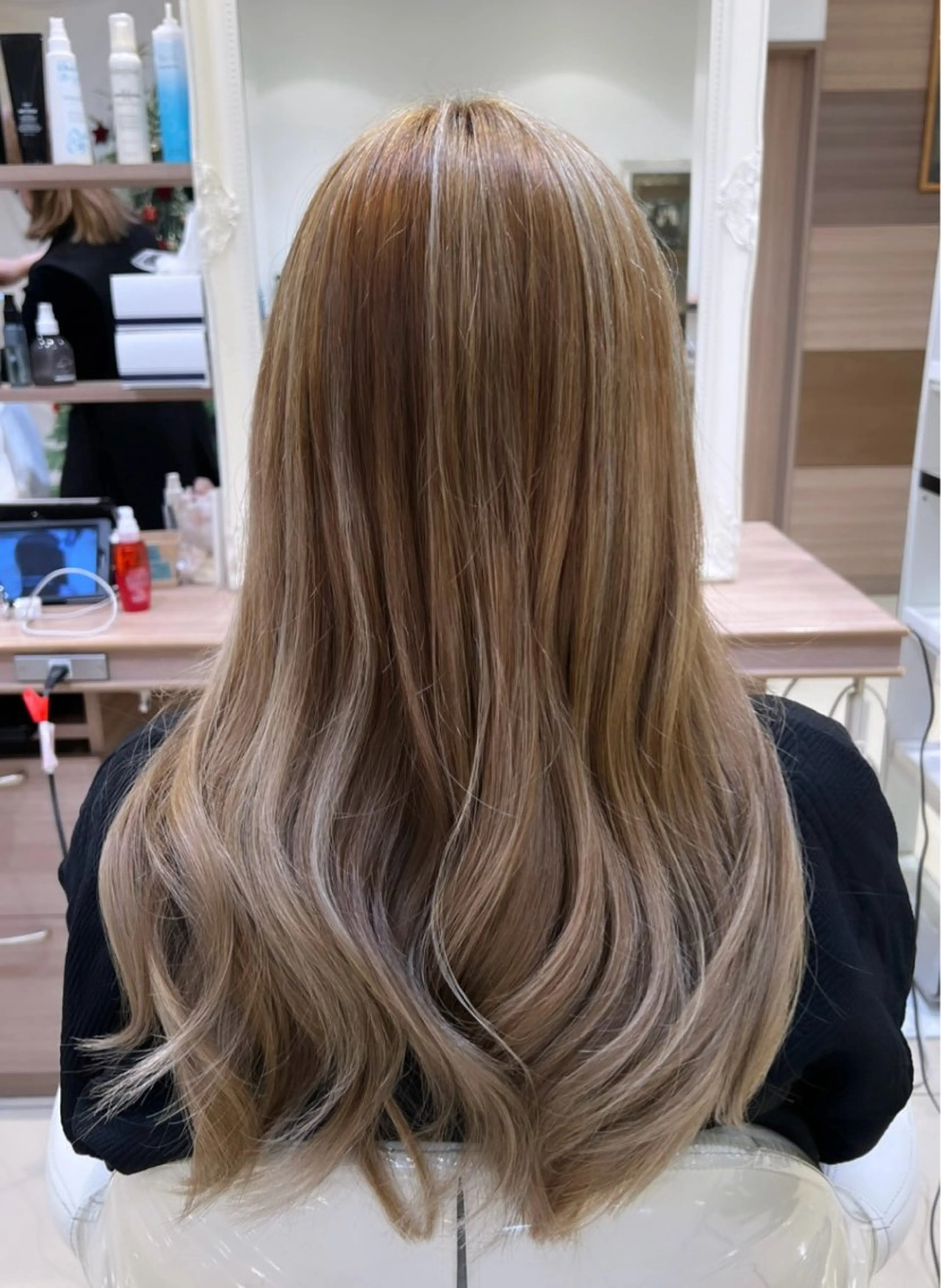 ロング ハイライト カット ヘアカラー トリートメント 横浜/韓国風/ヘアメ /ユイナ🎀のヘアスタイル