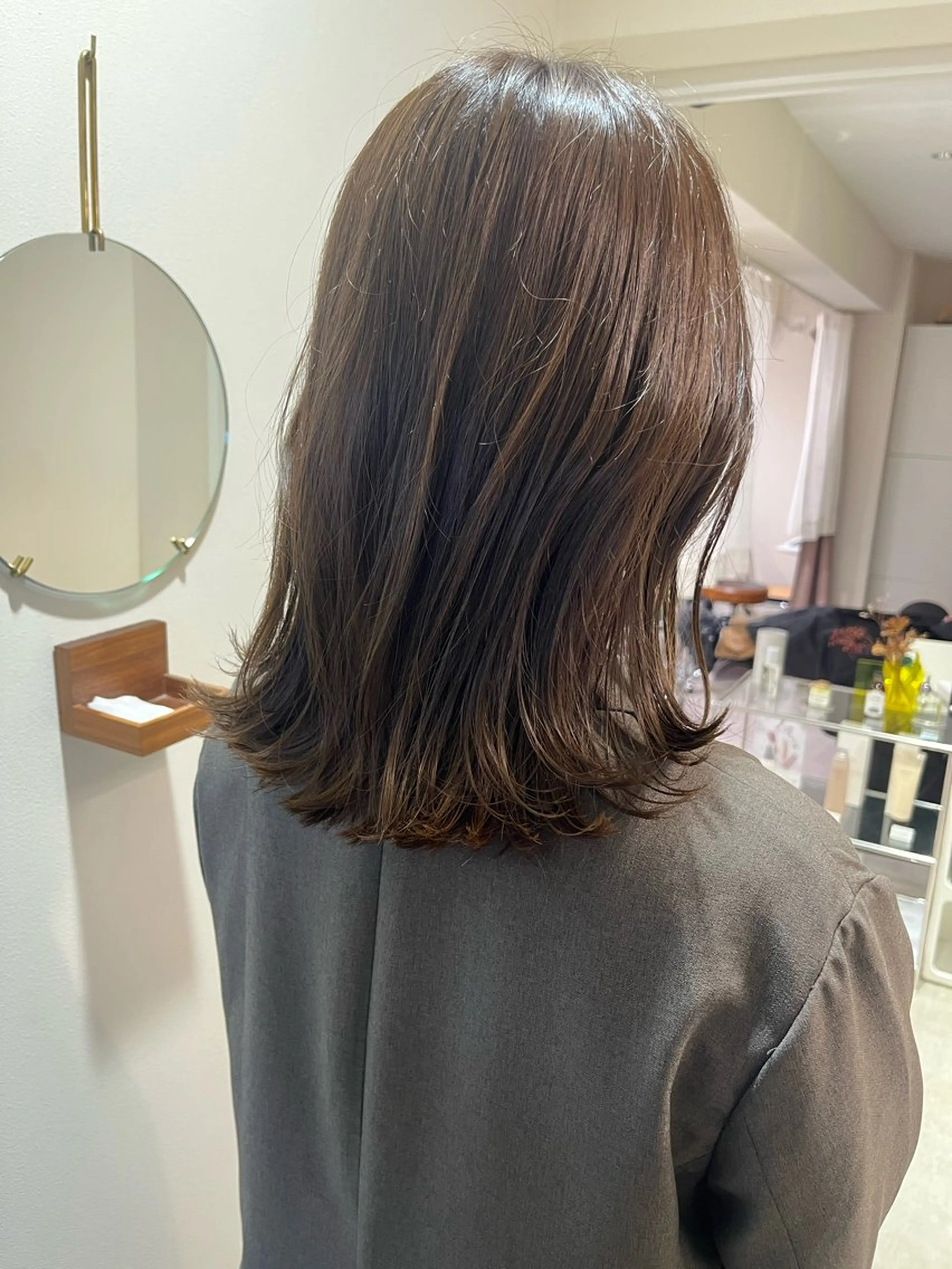 ミディアム カラー 透明感カラー GO TODAY シェアサロン 表参道Flos店所属・nishi fuyumiのヘアスタイル