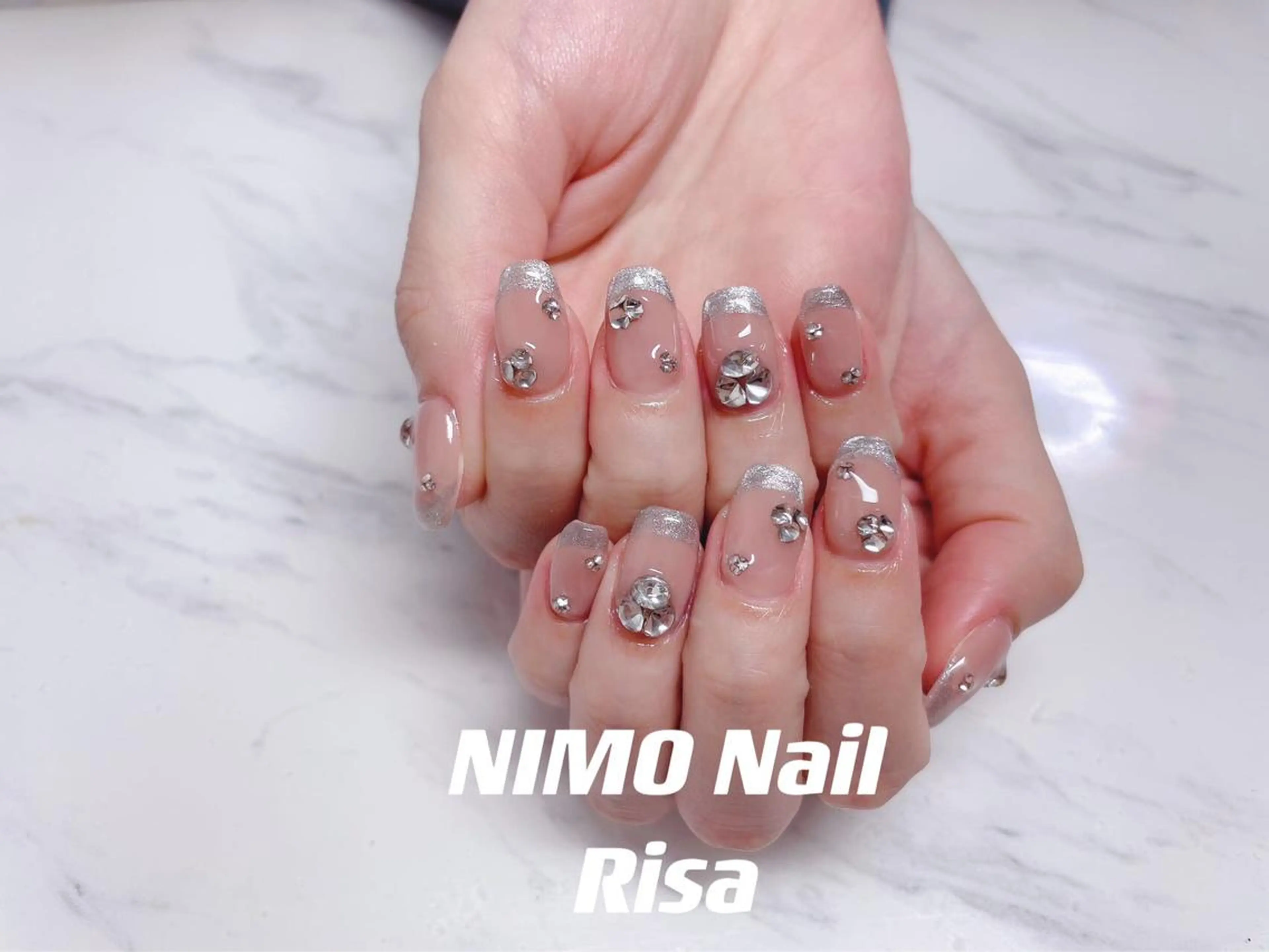 ネイル ハンドネイル RI SA☀️ リサのネイルデザイン