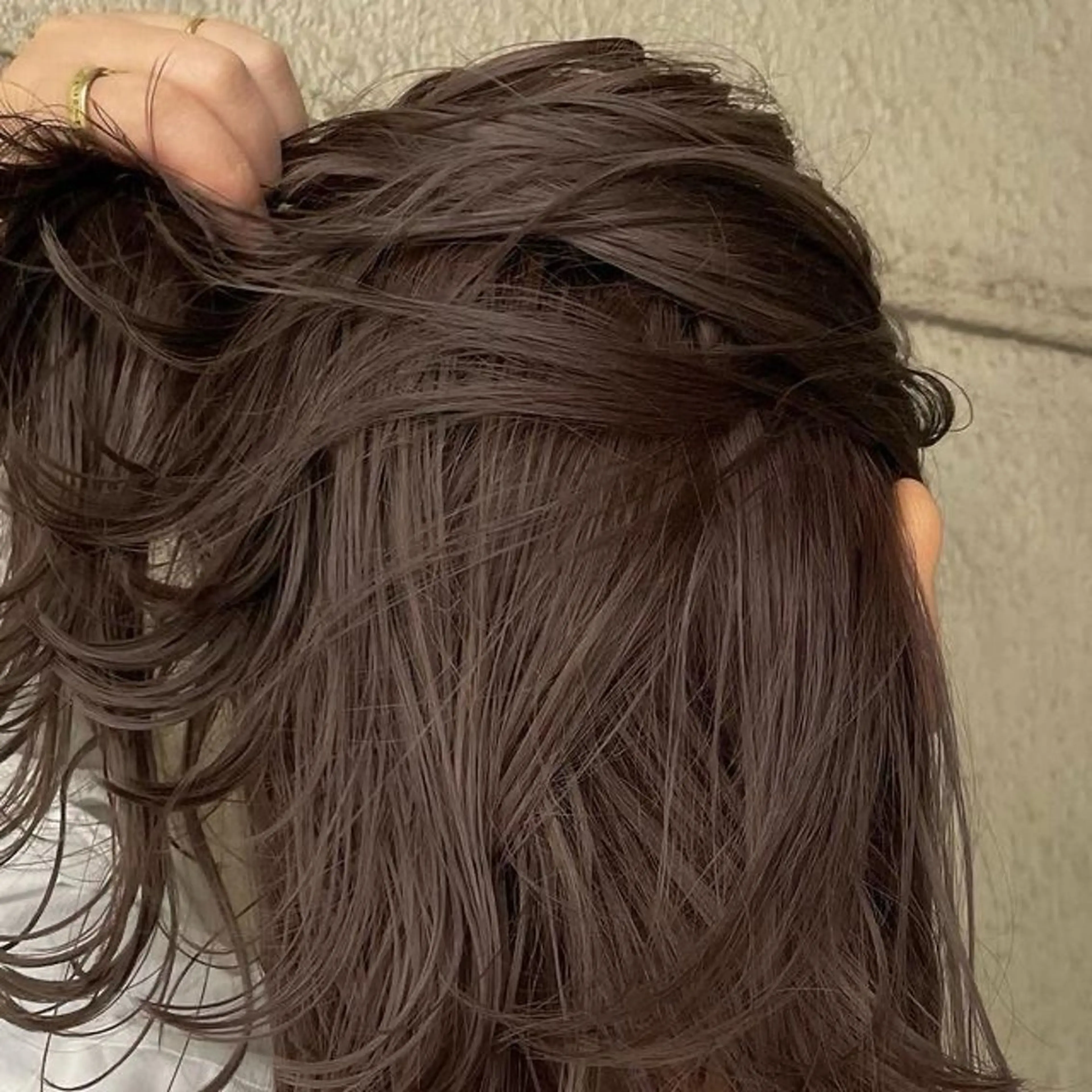 ミディアム カラー 熊谷 由貴のヘアスタイル