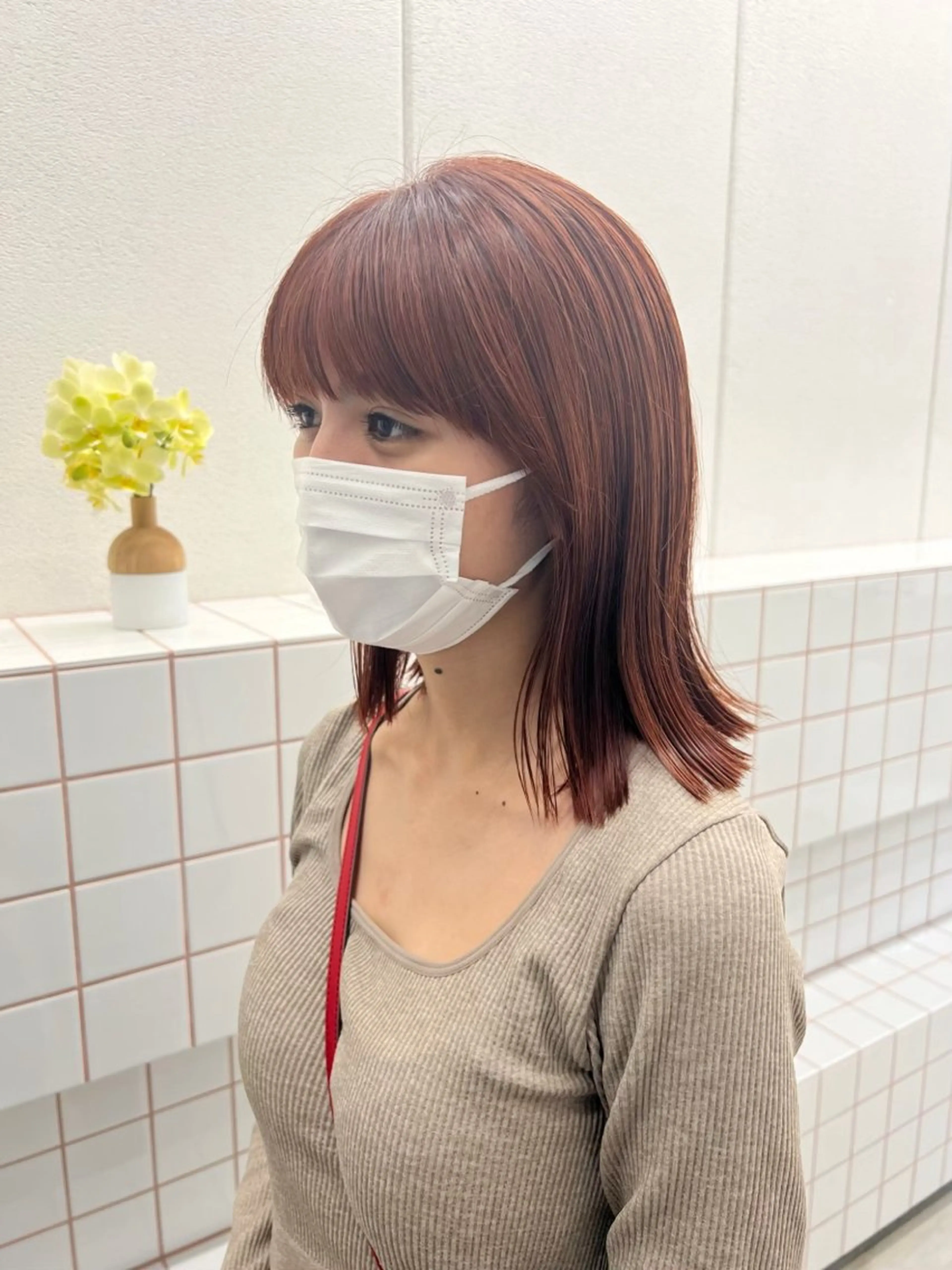 カラー 🌷花屋併設🌷 岡本明日実のヘアスタイル