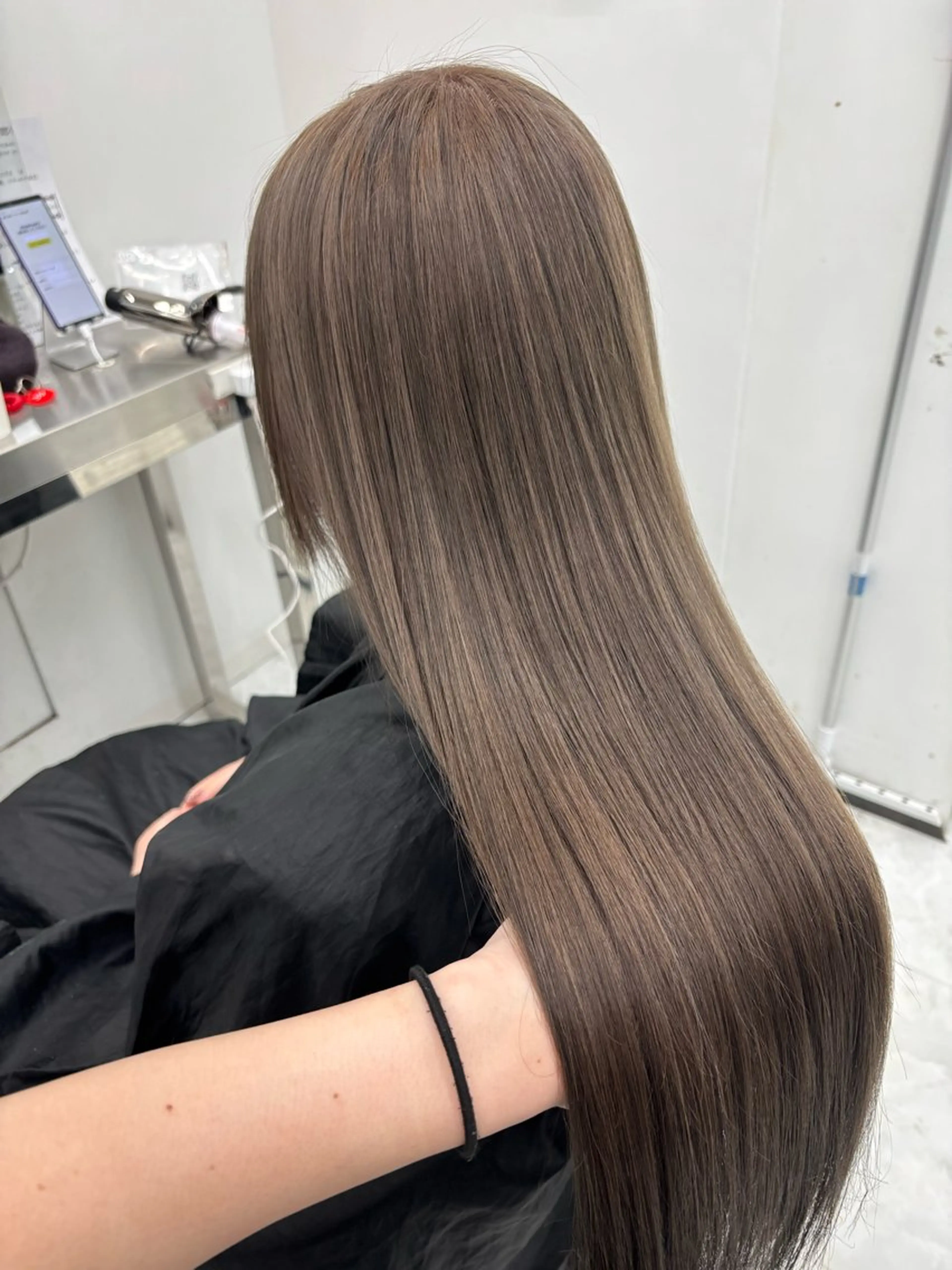 ロング ヘアカラー トリートメント Wカラー/暖色/べ ージュりく©︎🐝のヘアスタイル