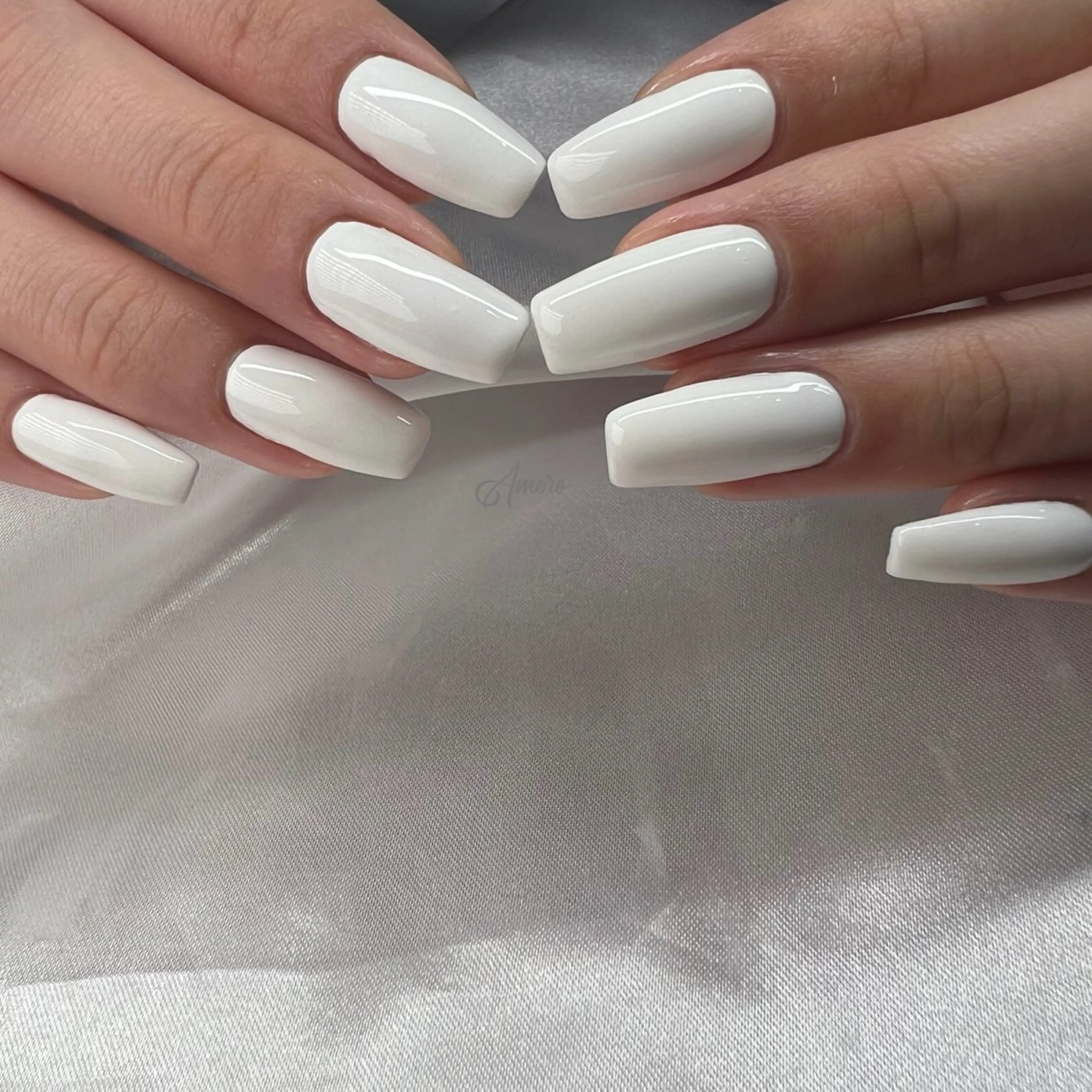 ネイル ジェルネイル キラキラネイル 韓国ネイル パラジェル バレンタイン You kyehwaのネイルデザイン