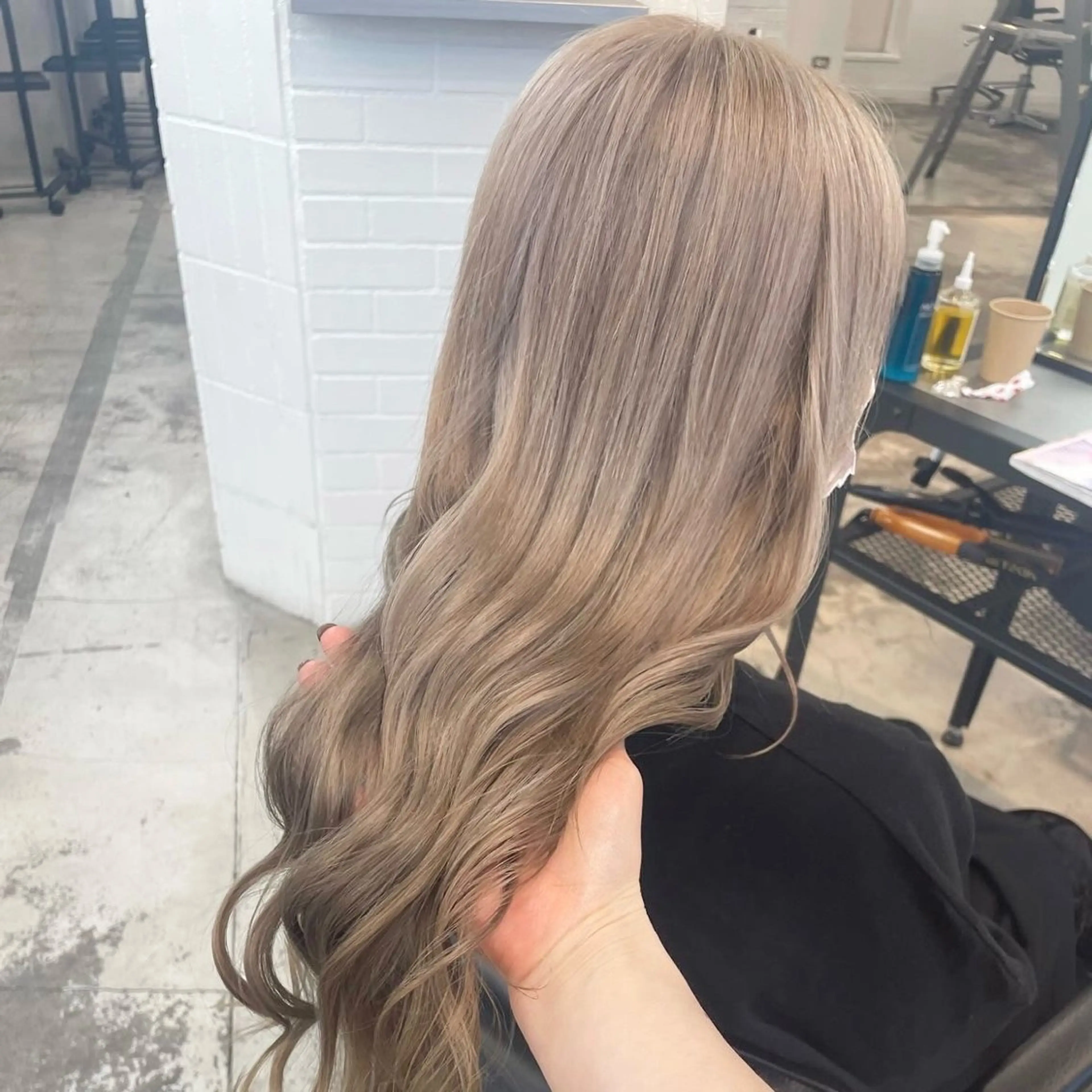 ロング カラー ヘアアレンジ 木下 梓のヘアスタイル