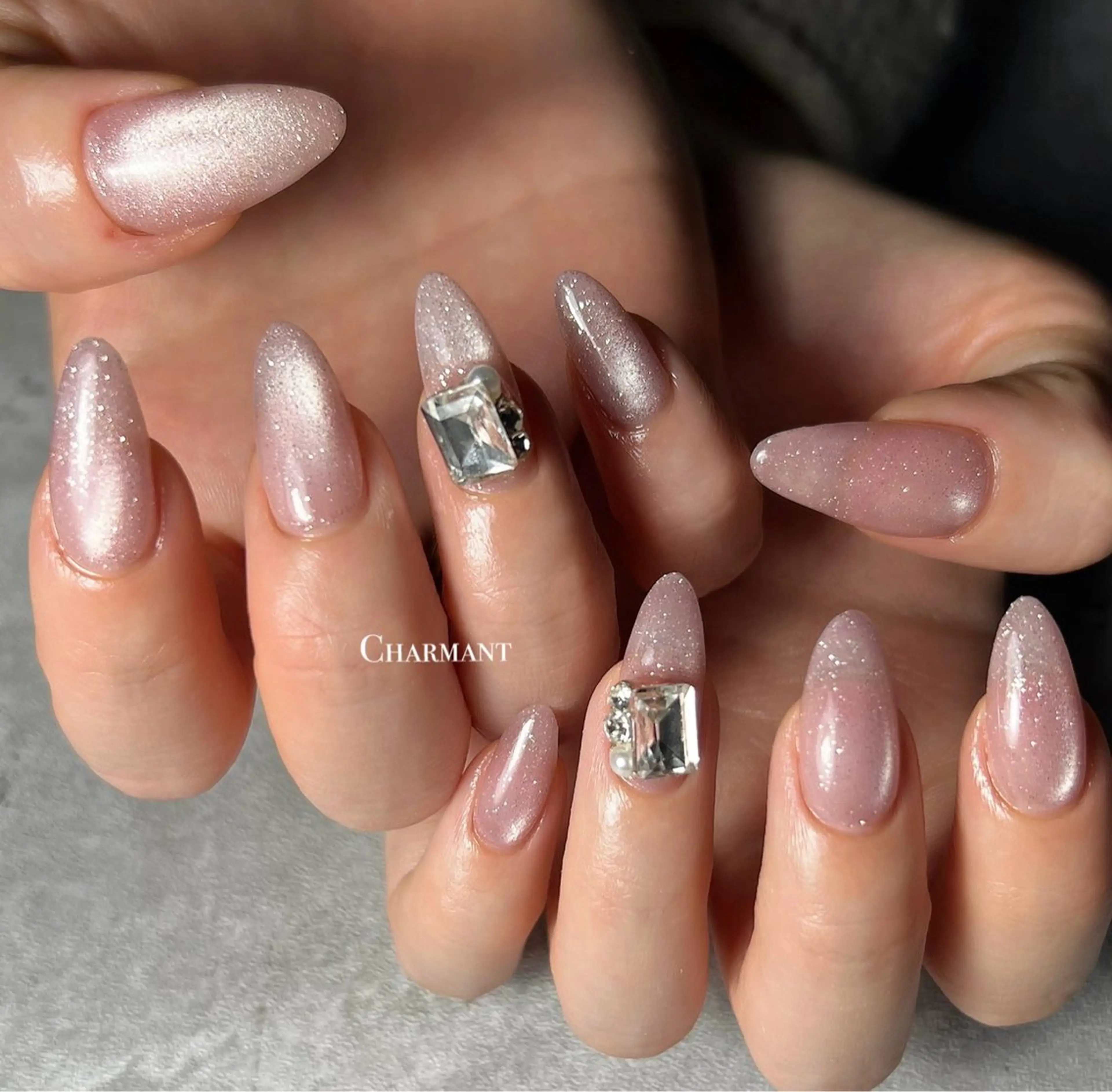 ネイル ハンドネイル Minako 【Charmant】のネイルデザイン