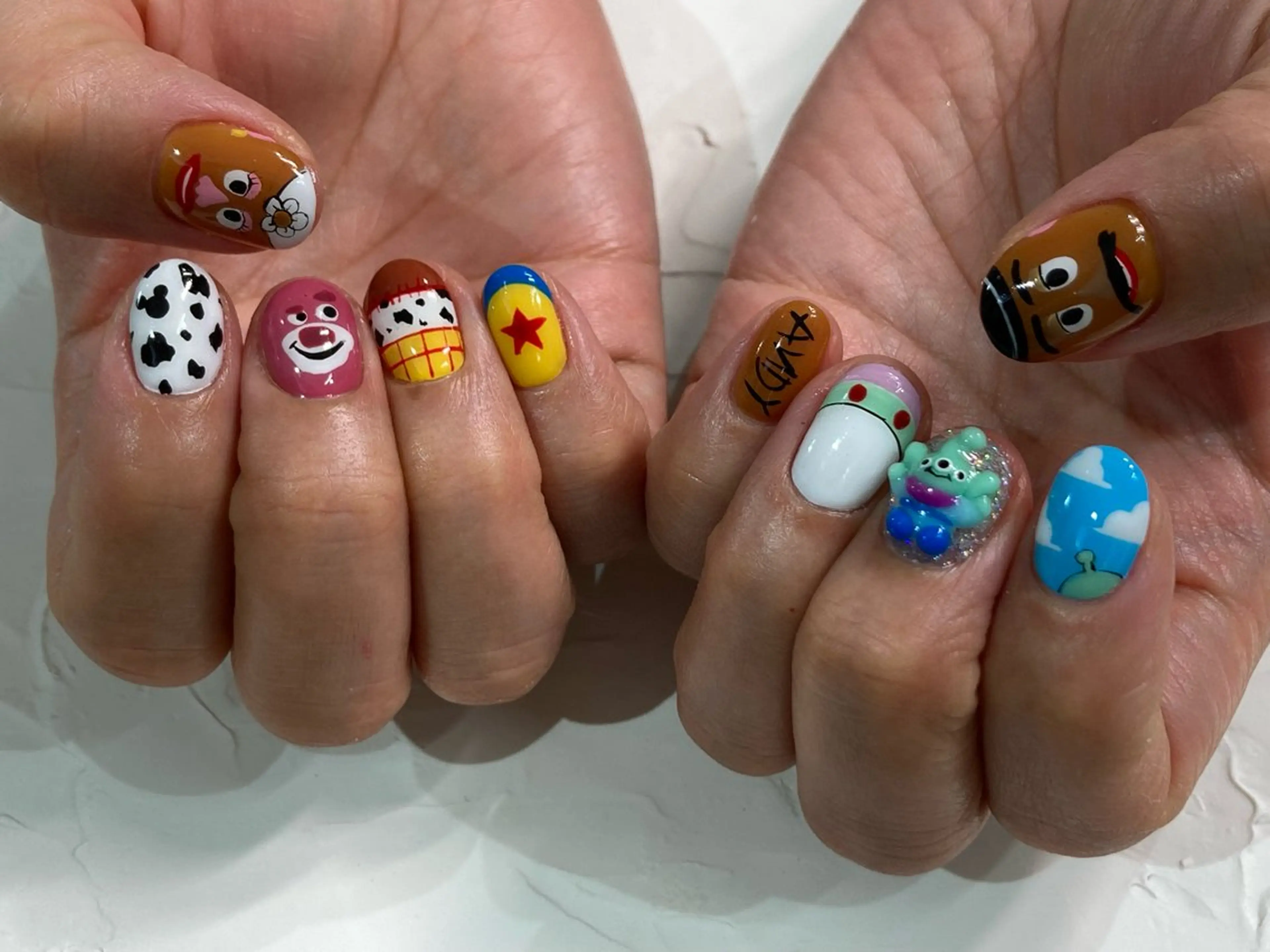 ネイル アートネイル ハンドネイル 【Bright】 Rieのネイルデザイン