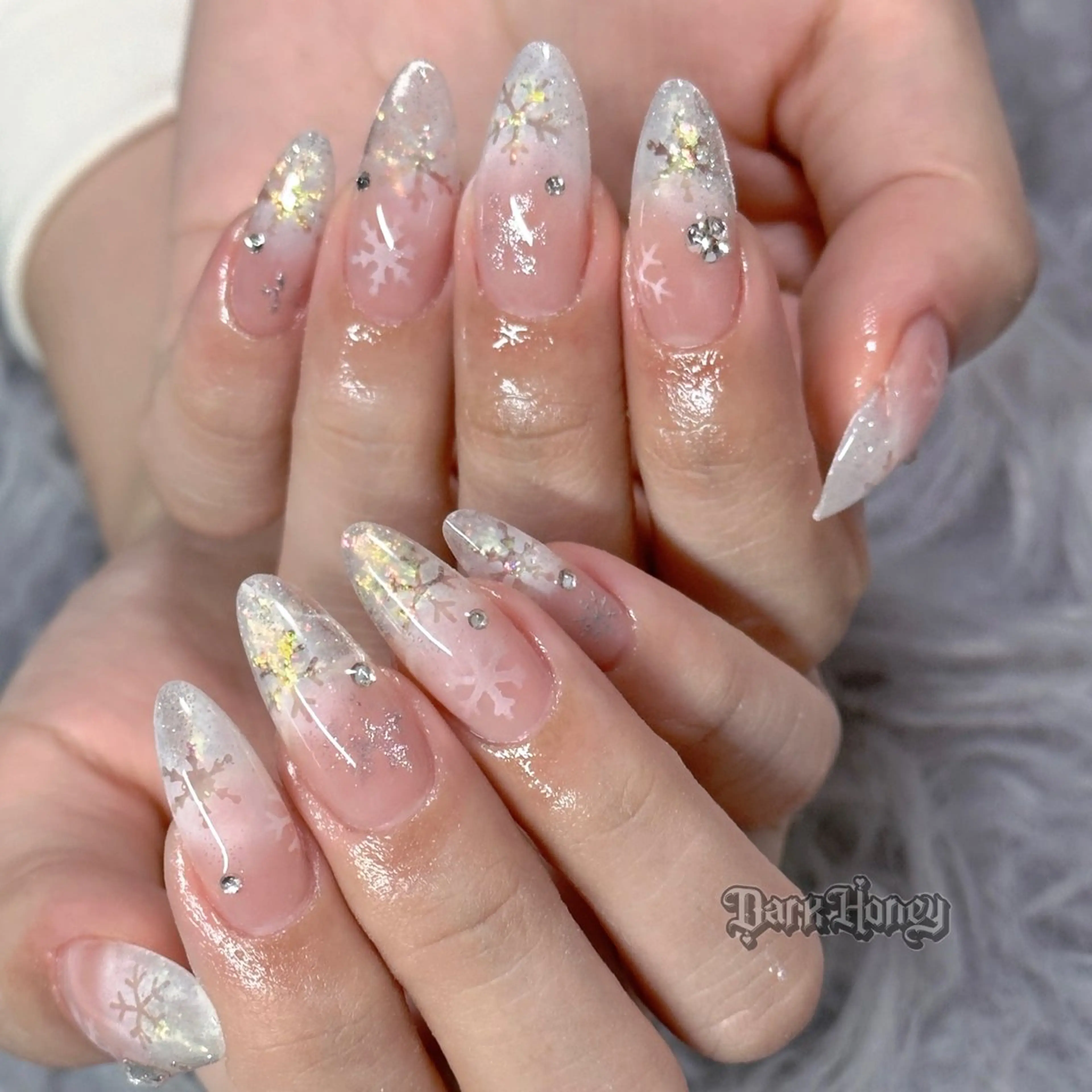 ネイル ハンドネイル Dark honey スカルプ専門原宿店のネイルデザイン