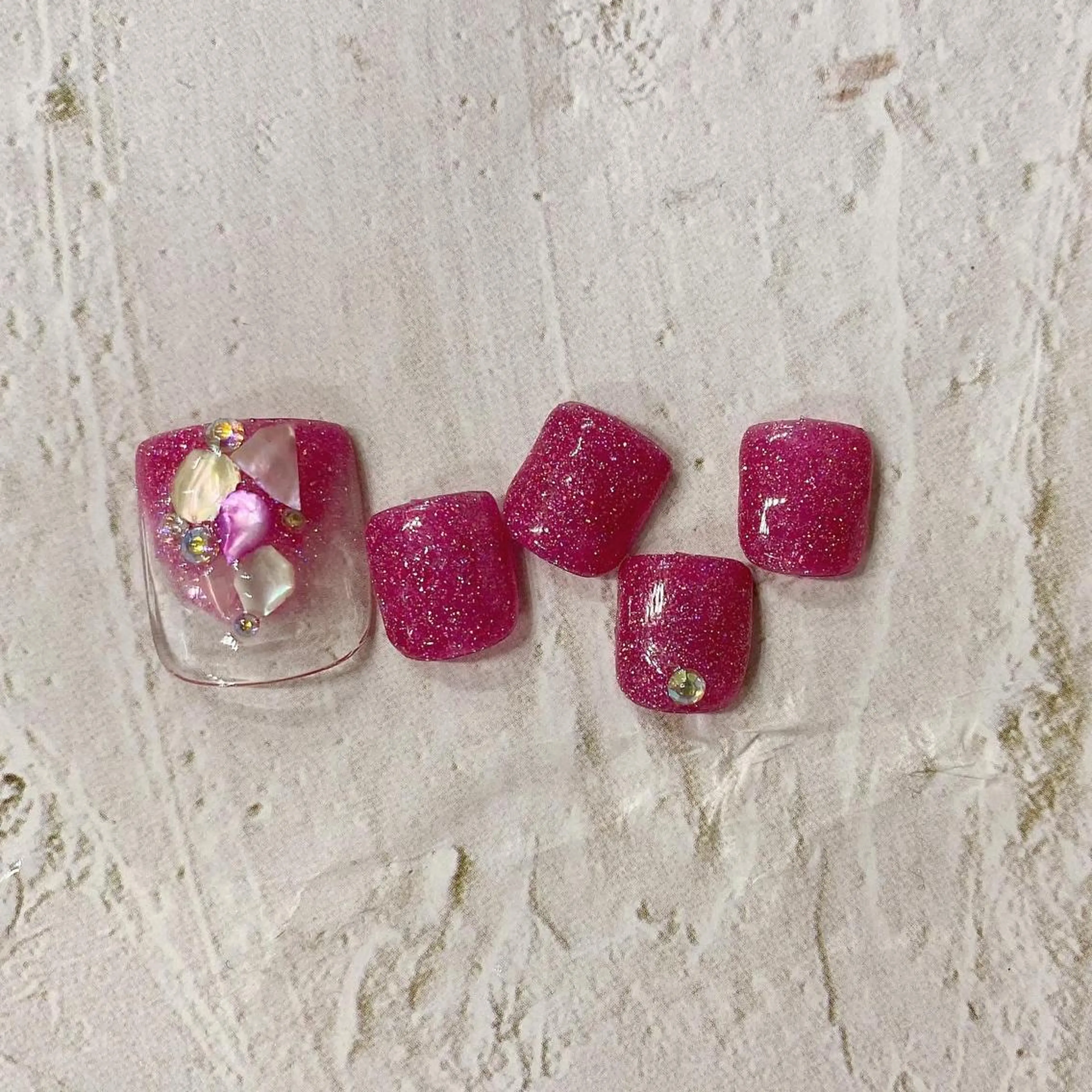 ネイル オーロラネイル フットネイル キラキラネイル 韓国ネイル 大理石ネイル(マーブル) melu所属・melu yukikoのネイルデザイン