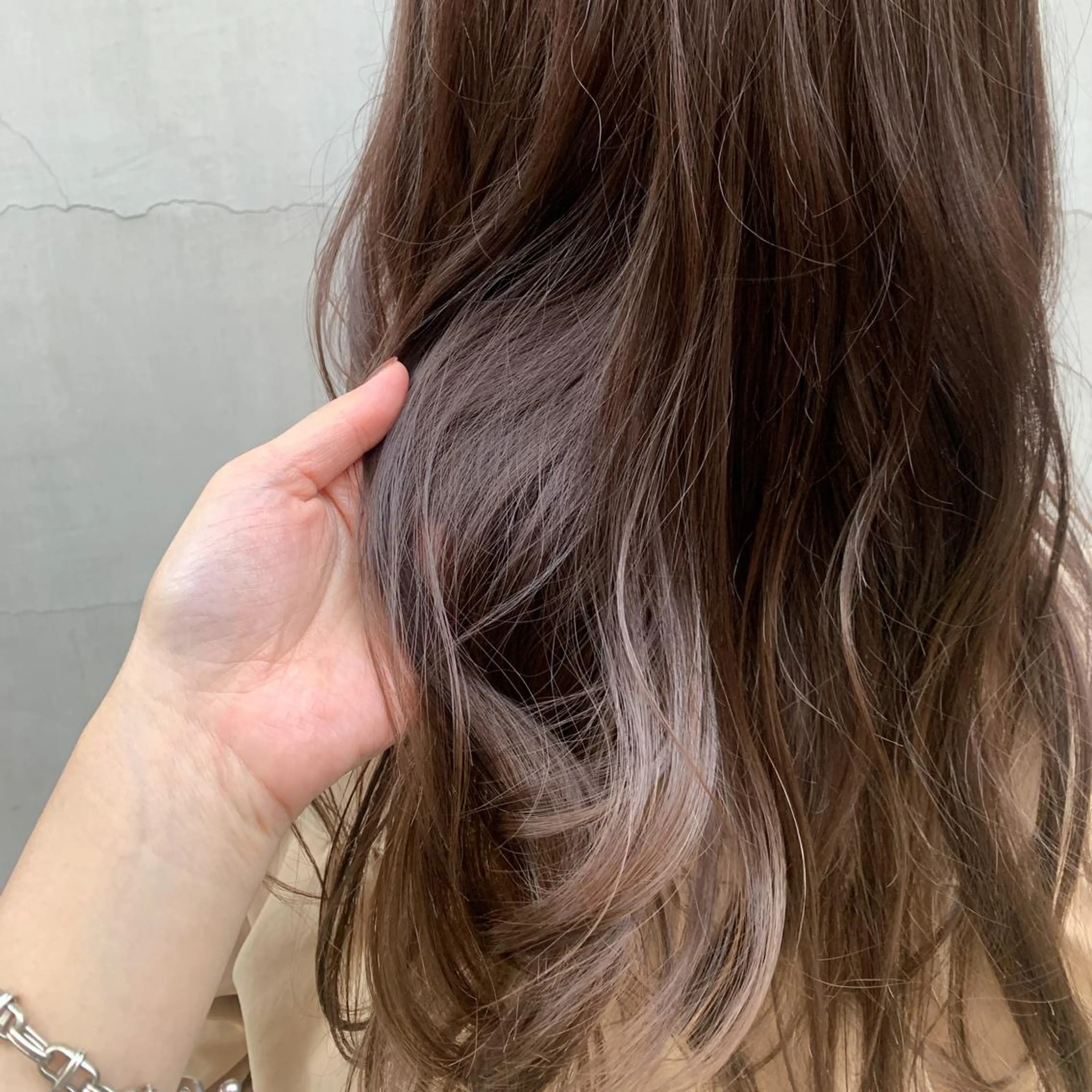 ミディアム カラー ヘアアレンジ ミニボブ/ブリーチ 🌈MISATOのヘアスタイル