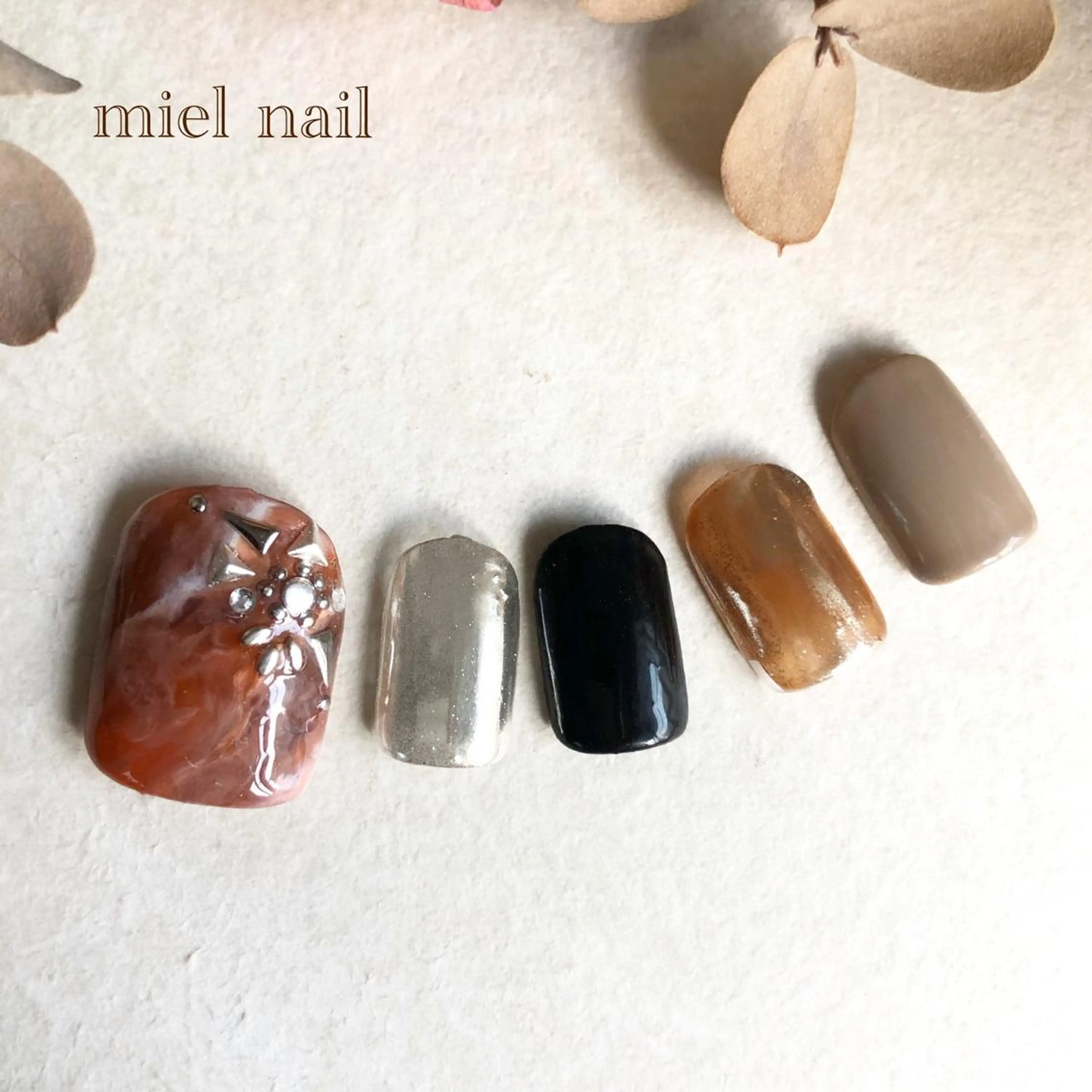 ネイル フットネイル ニュアンスネイル miel nailのネイルデザイン
