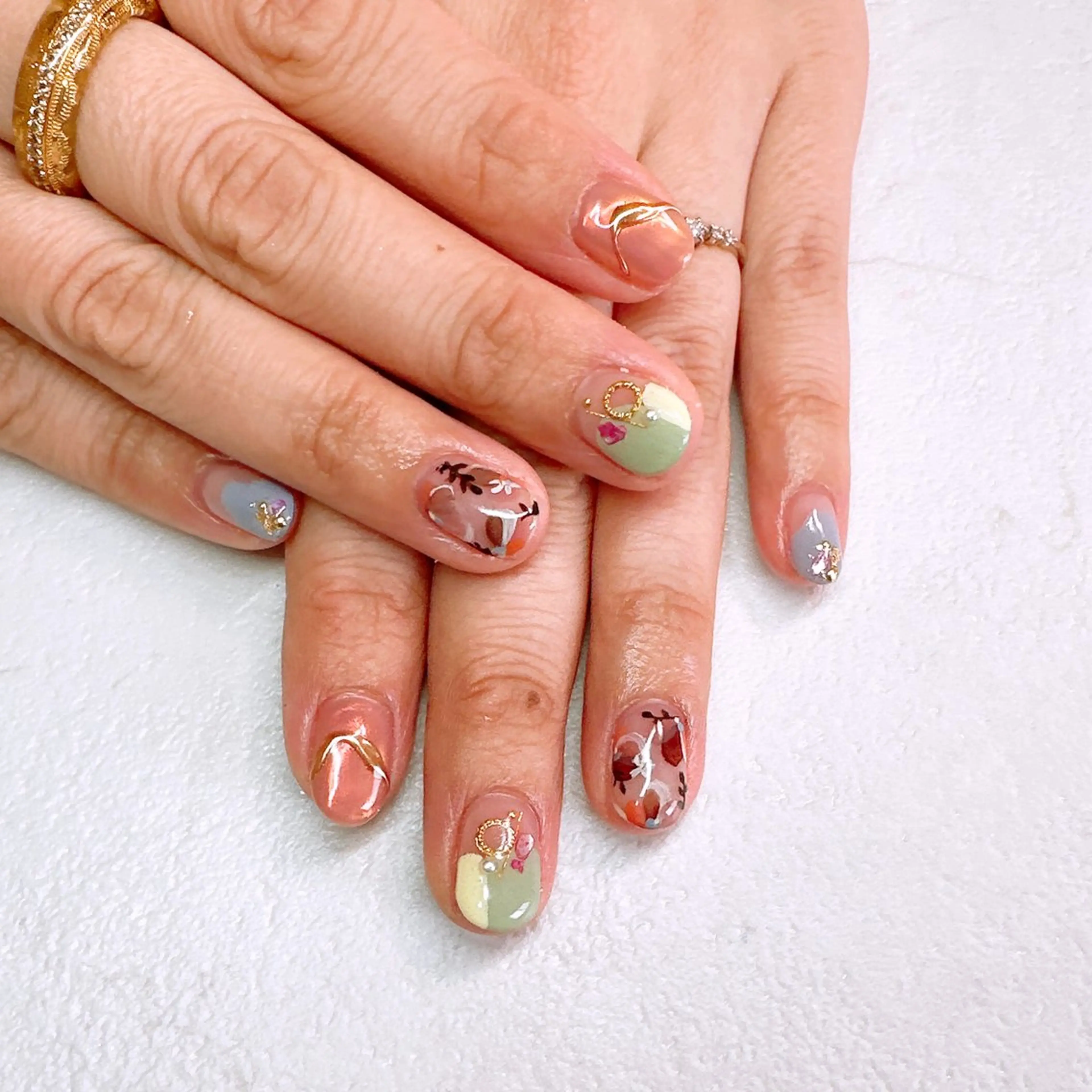 ネイル ハンドネイル Le'a kasumiのネイルデザイン