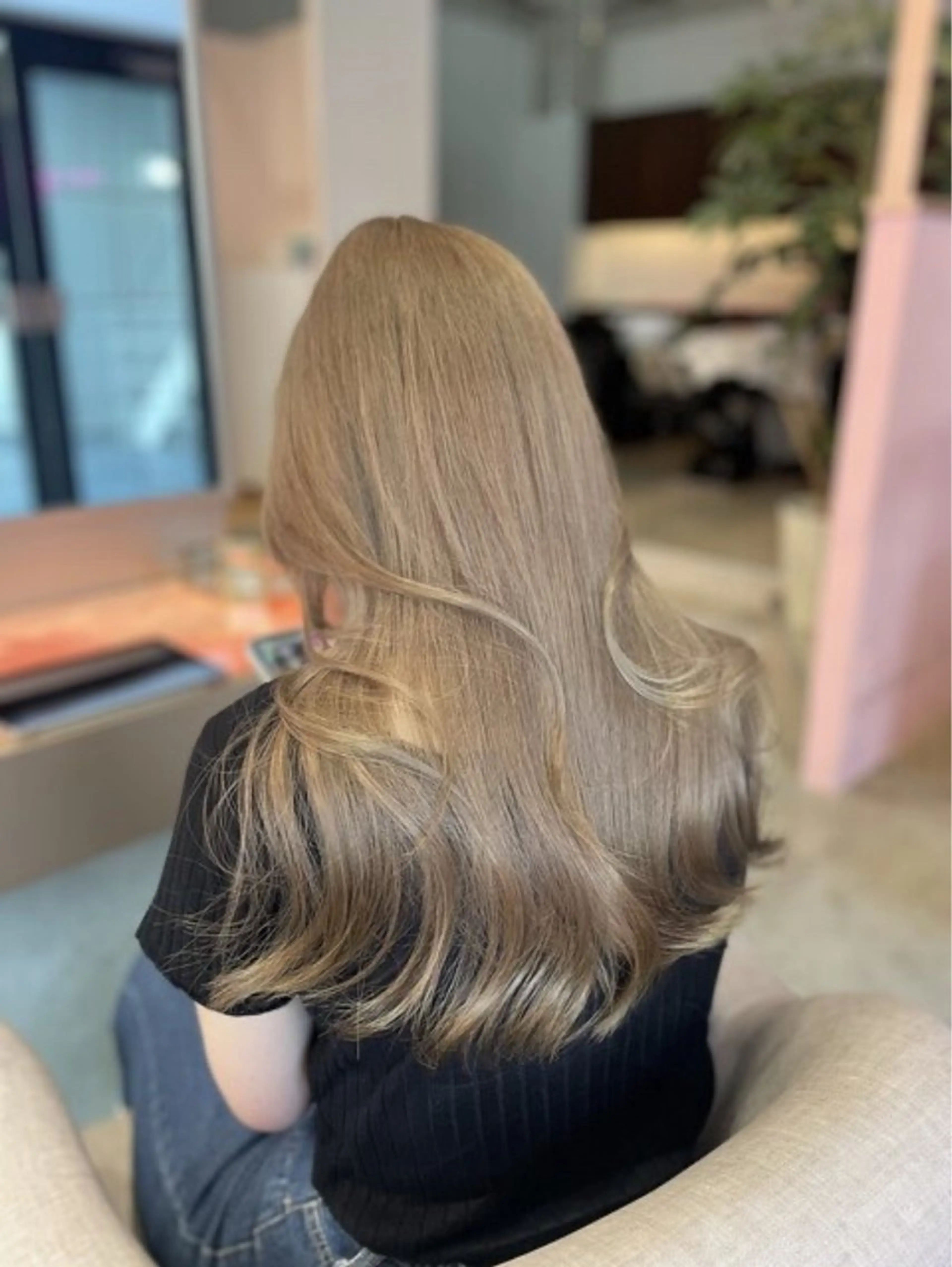 【ケアブリーチ】🎨ブリーチカラー🖌️＋集中ケアトリートメント✨の写真