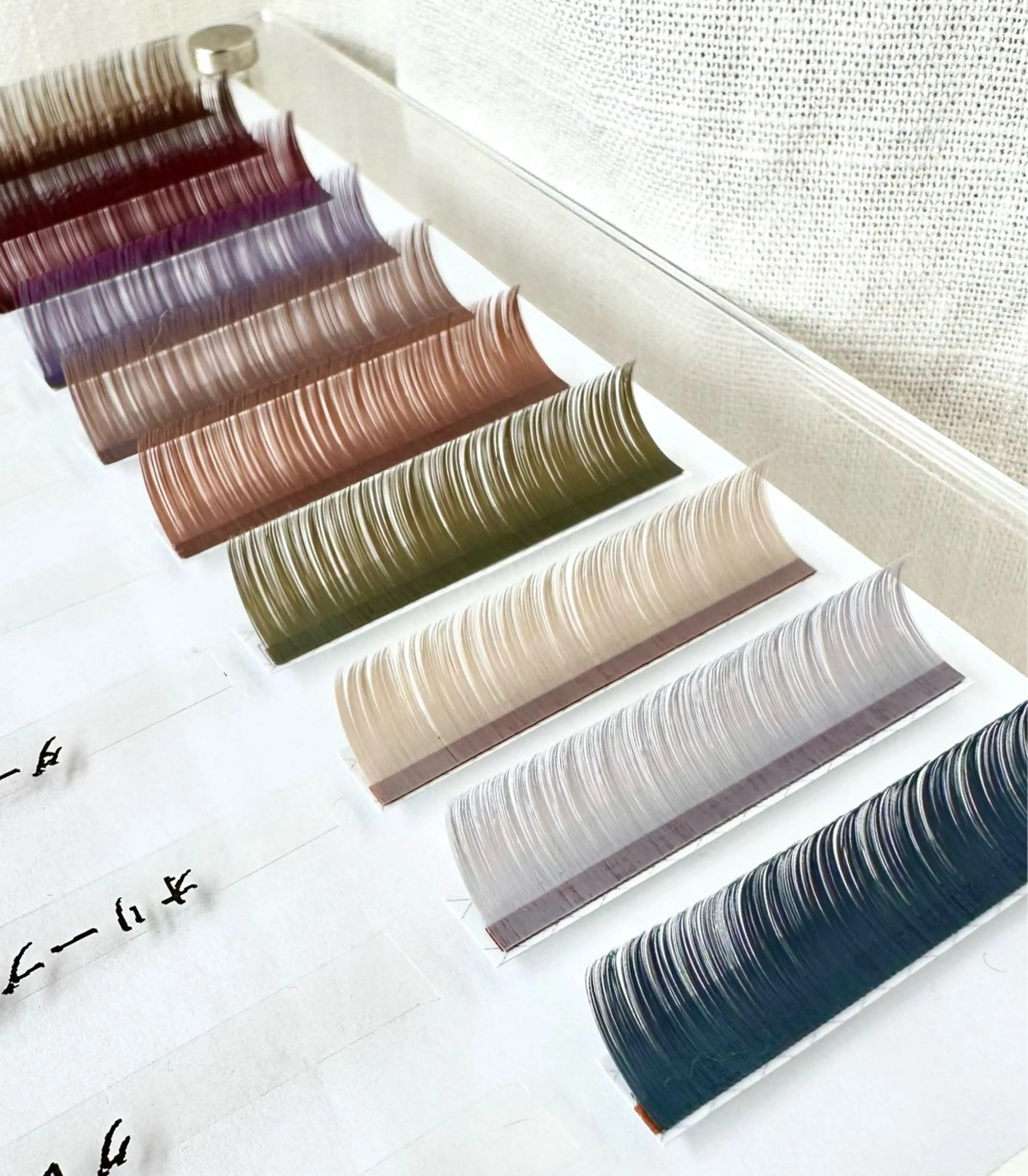 マツエク・マツパ aveuglant所属・aveuglant 加藤久佳のマツエク・マツパデザイン