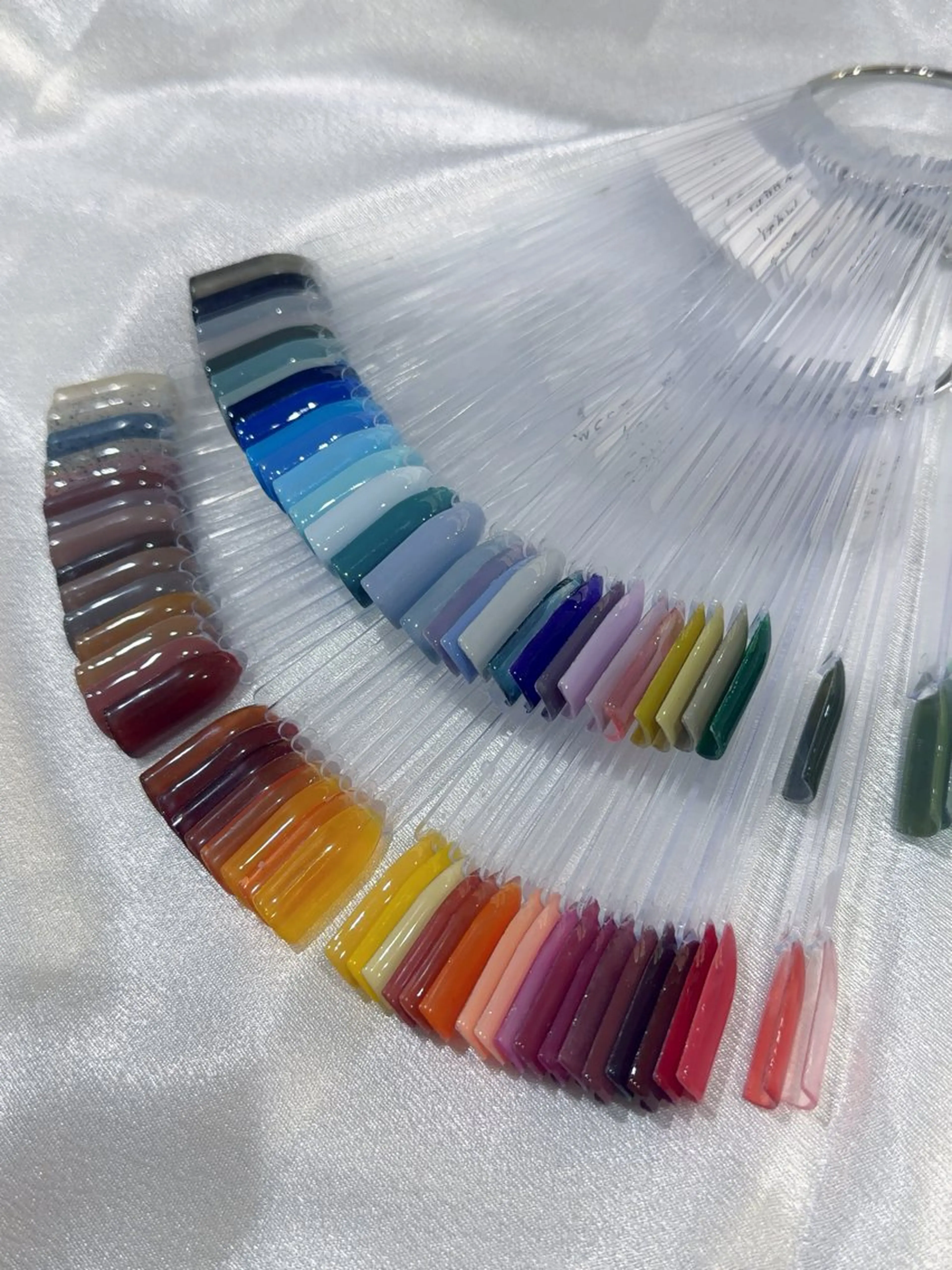 ネイル 倉部 里美のネイルデザイン