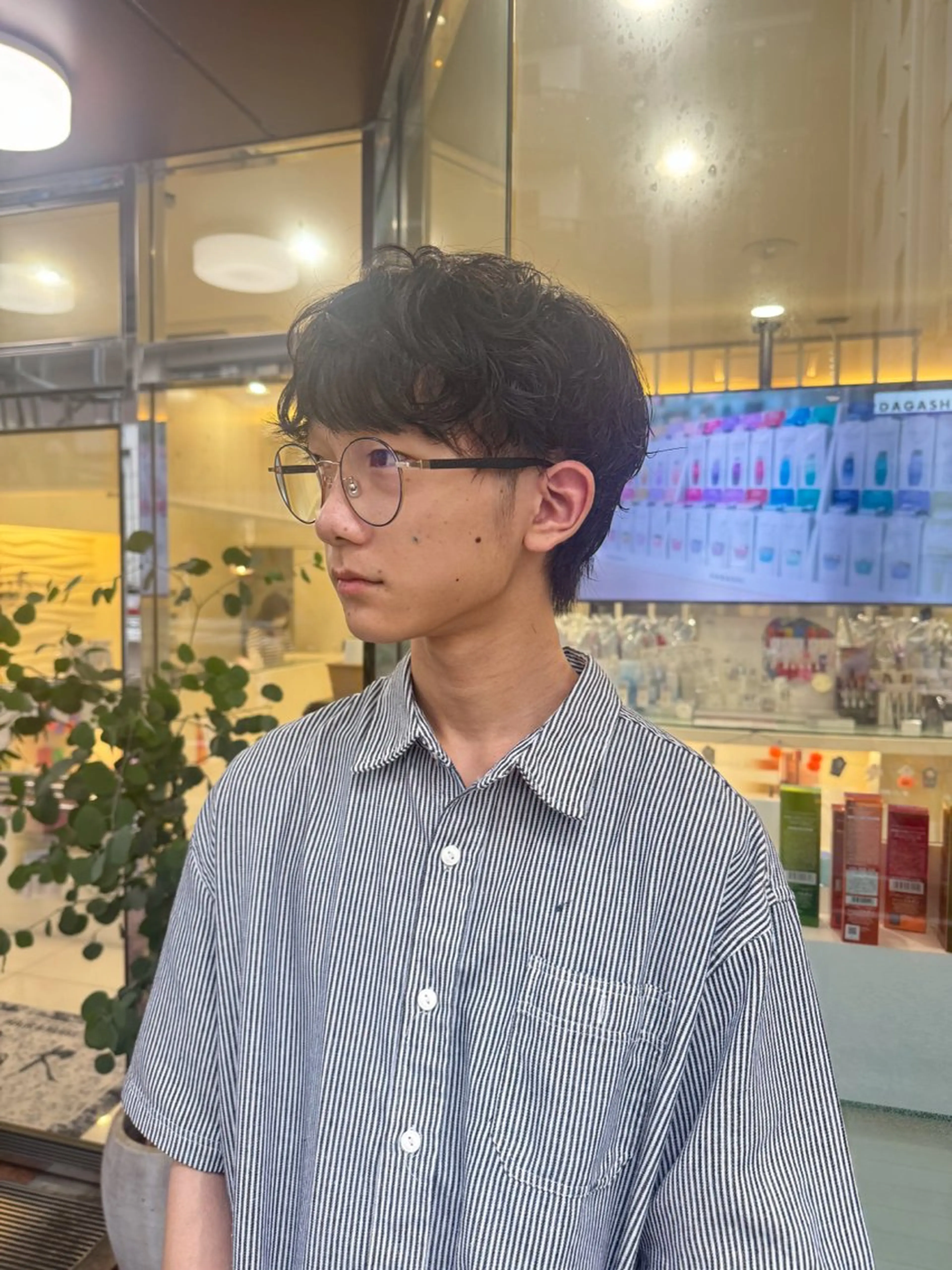 ショート パーマ メンズ メンズパーマ カット パーマ Seeknext // Rukaのヘアスタイル