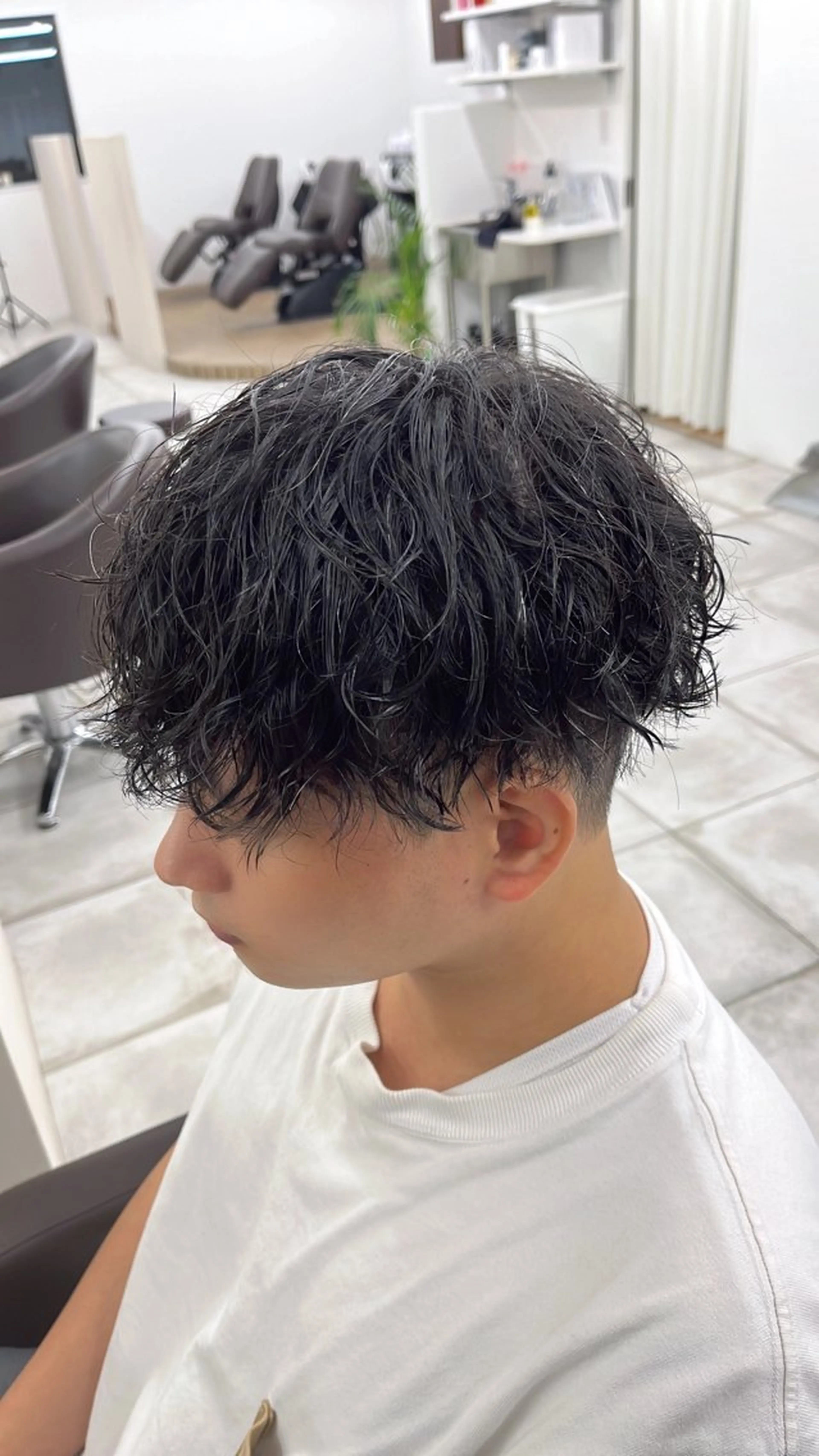 ショート パーマ メンズ 🏆メンズヘア特化 🥇代表りんぺーのヘアスタイル