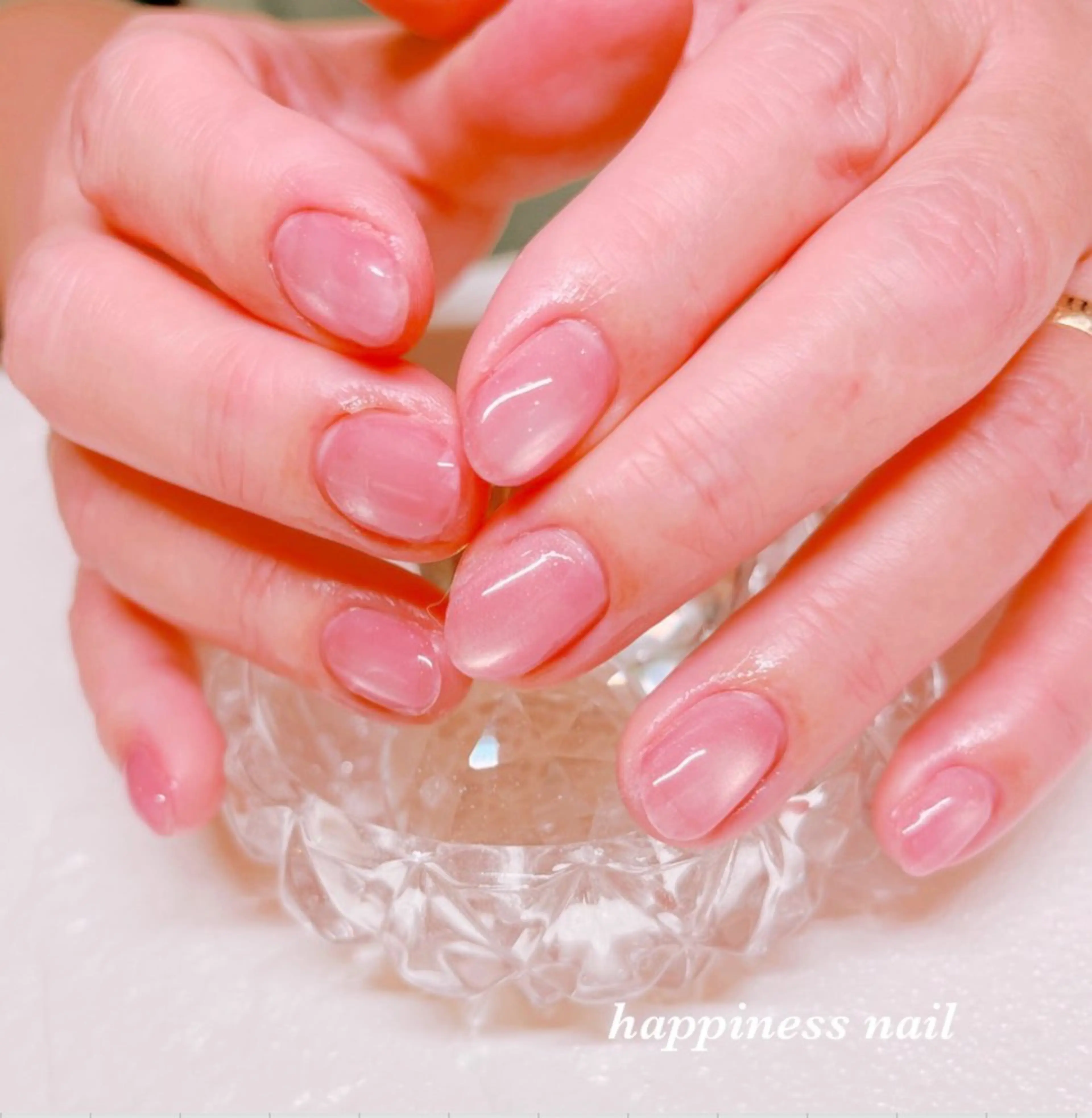 ネイル ゴールド ワンカラーネイル happiness nailのネイルデザイン