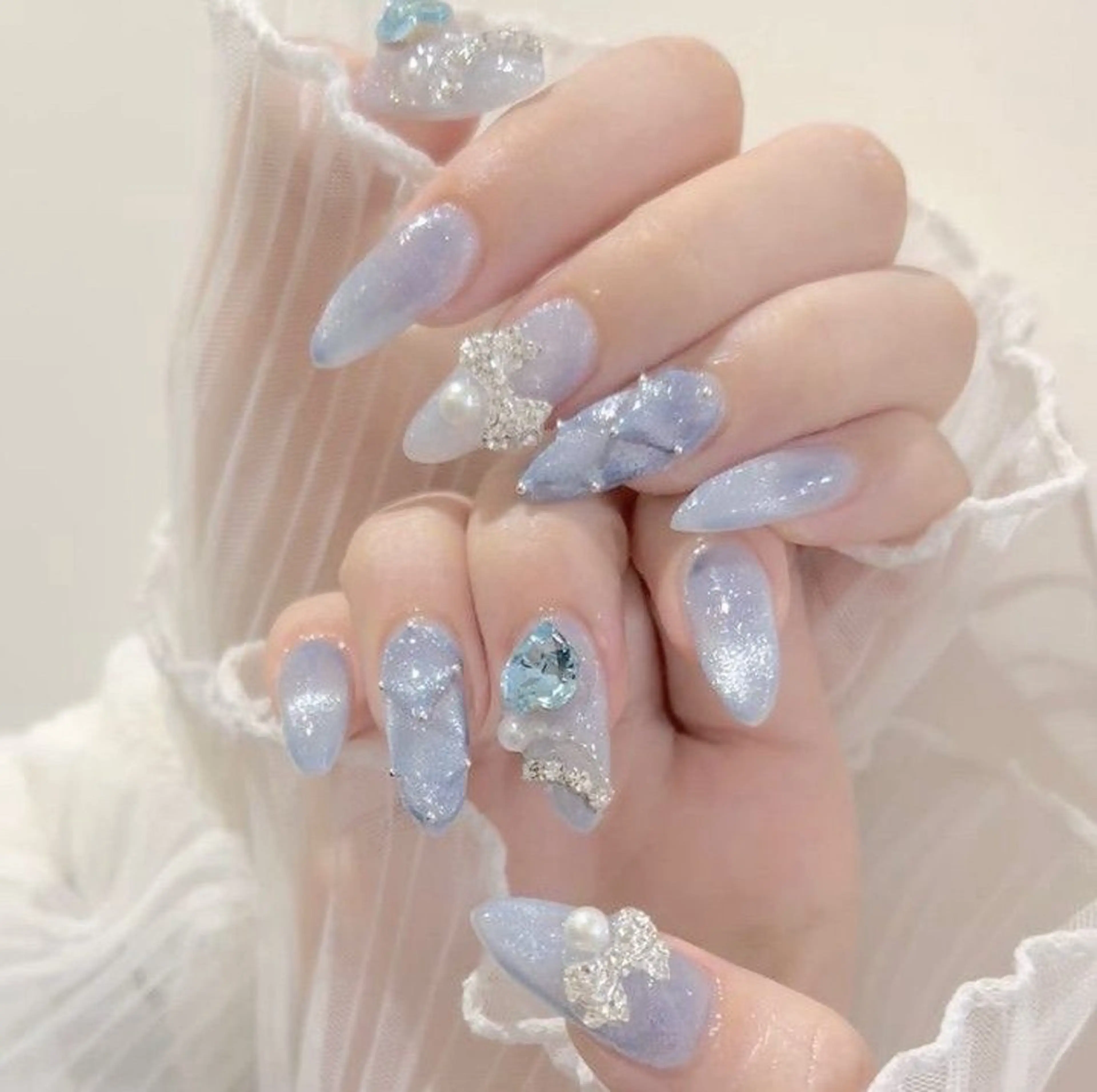 ネイル Lee Nailsのネイルデザイン