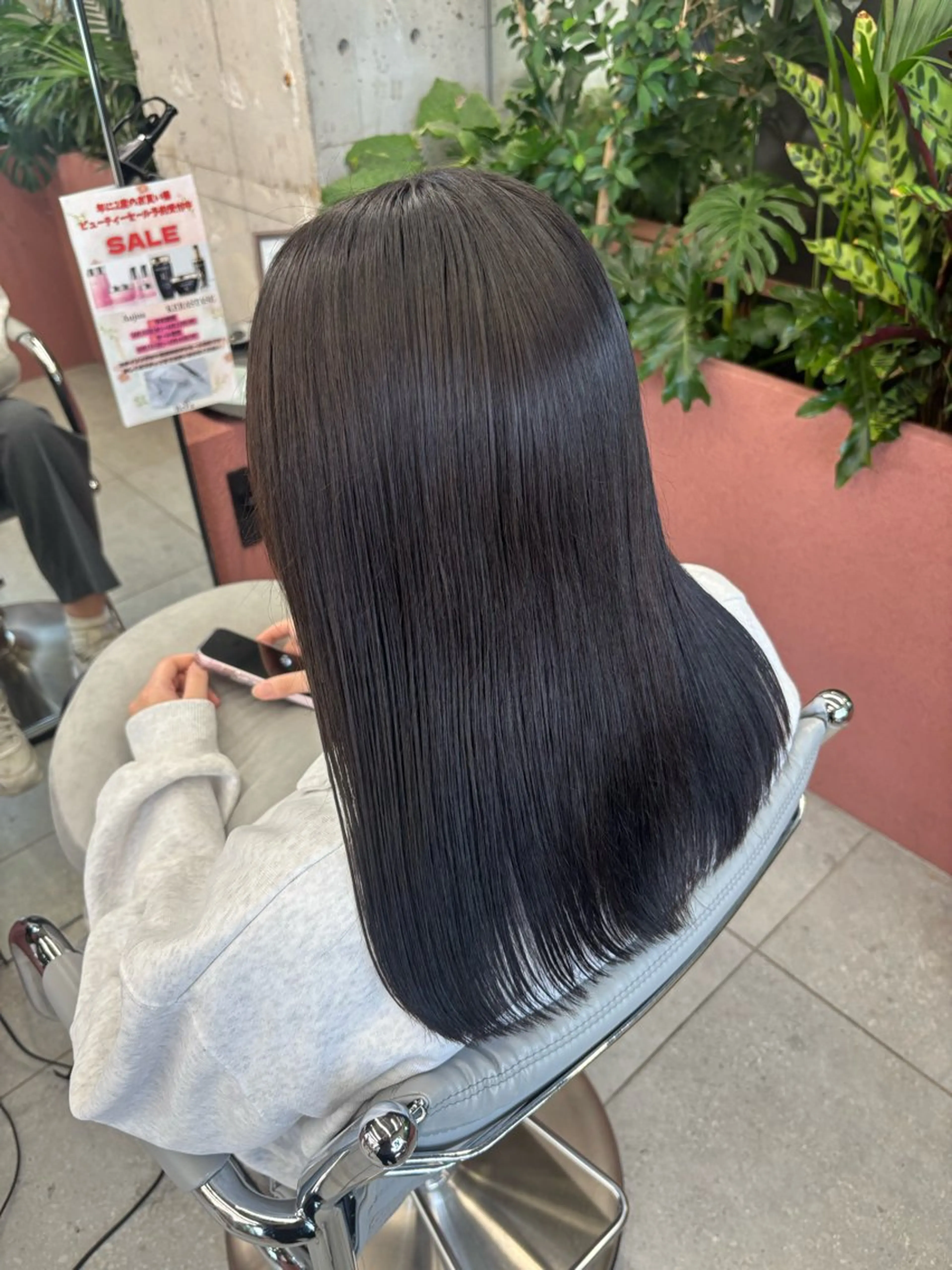 セミロング カラー ほらぐち るいのヘアスタイル