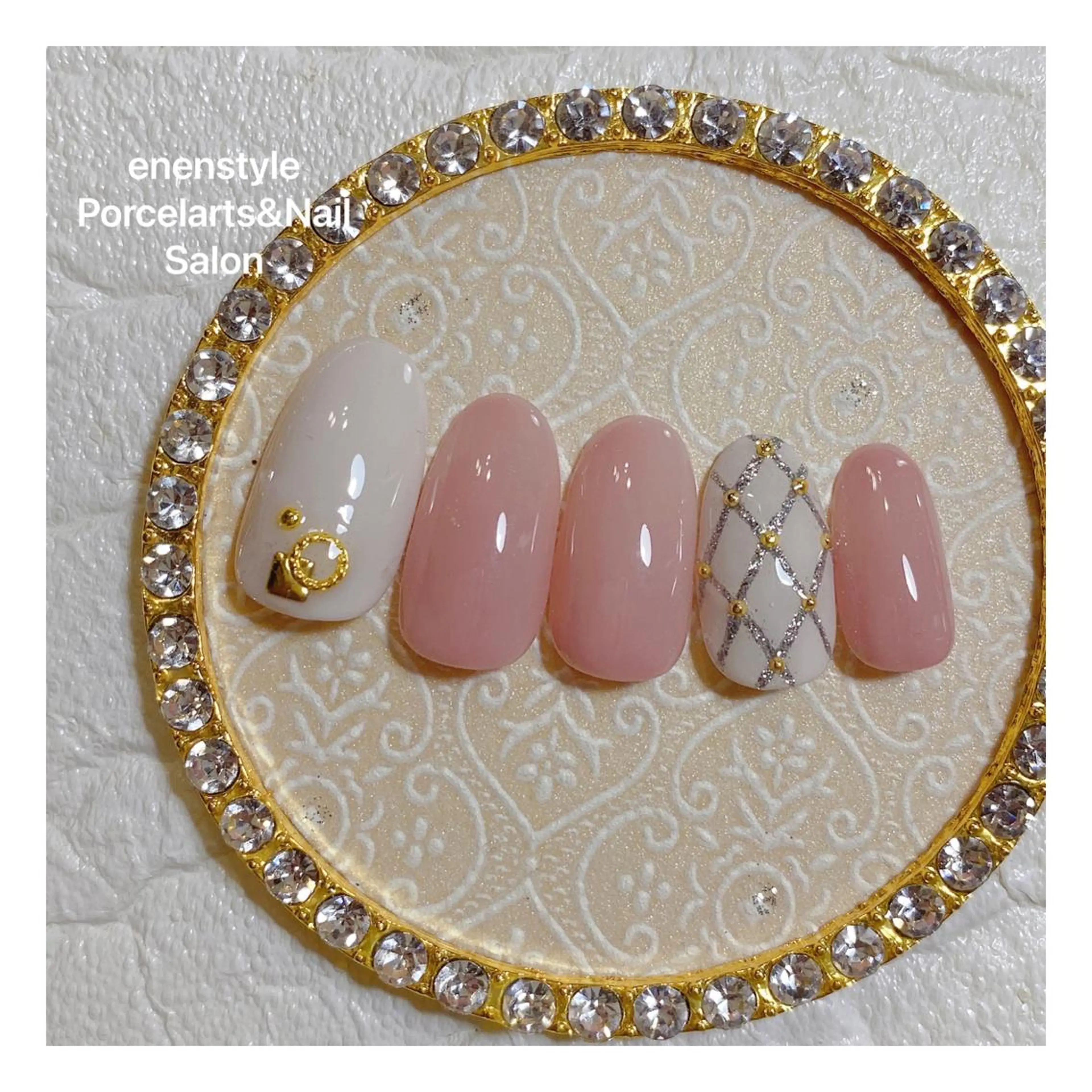 ミディアム ネイル ハンドネイル 👑enen style👑のネイルデザイン