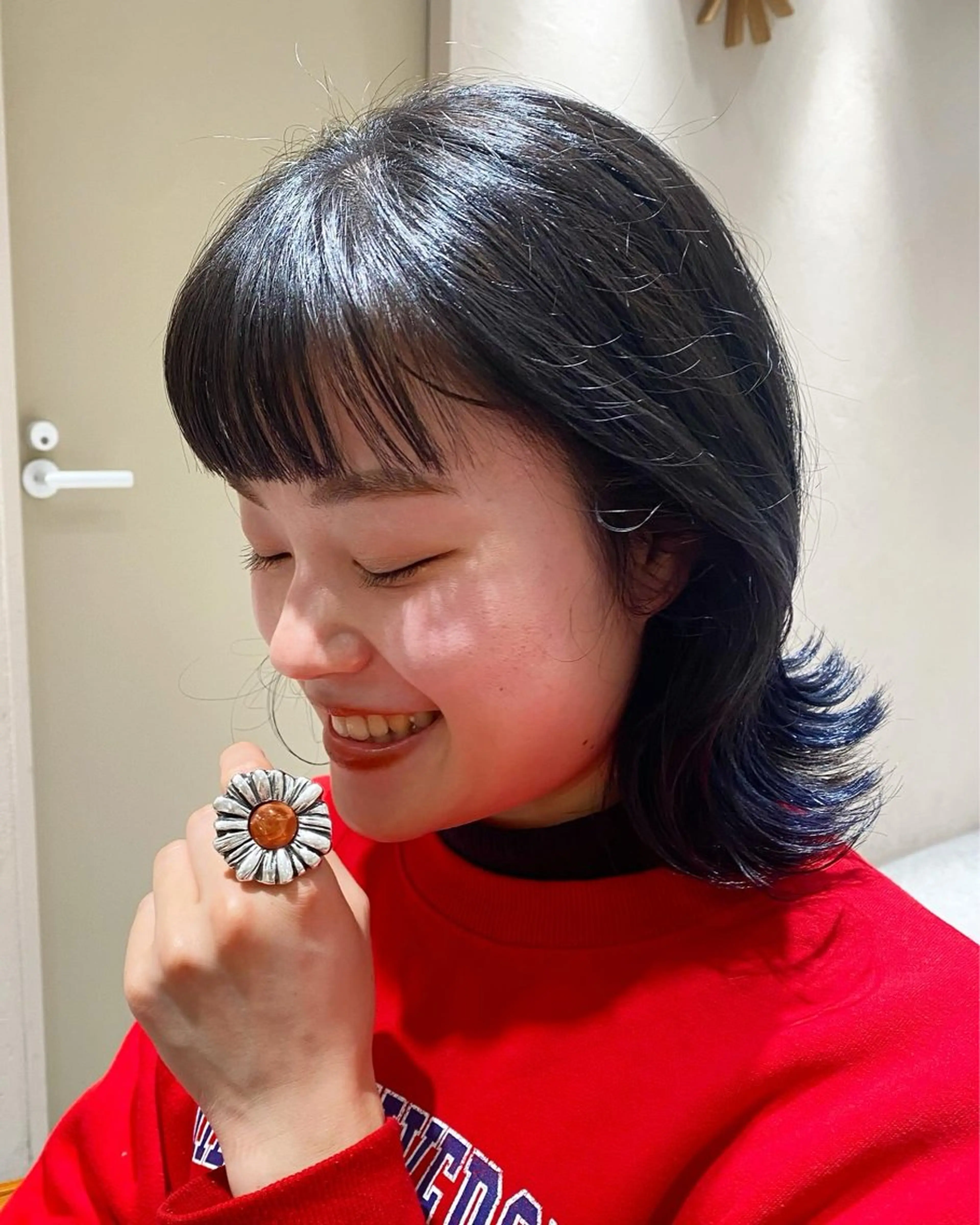 カラー 黒髪 ブルーカラー ブルーブラック ヘアカラー トリートメント Marina /表参道のヘアスタイル