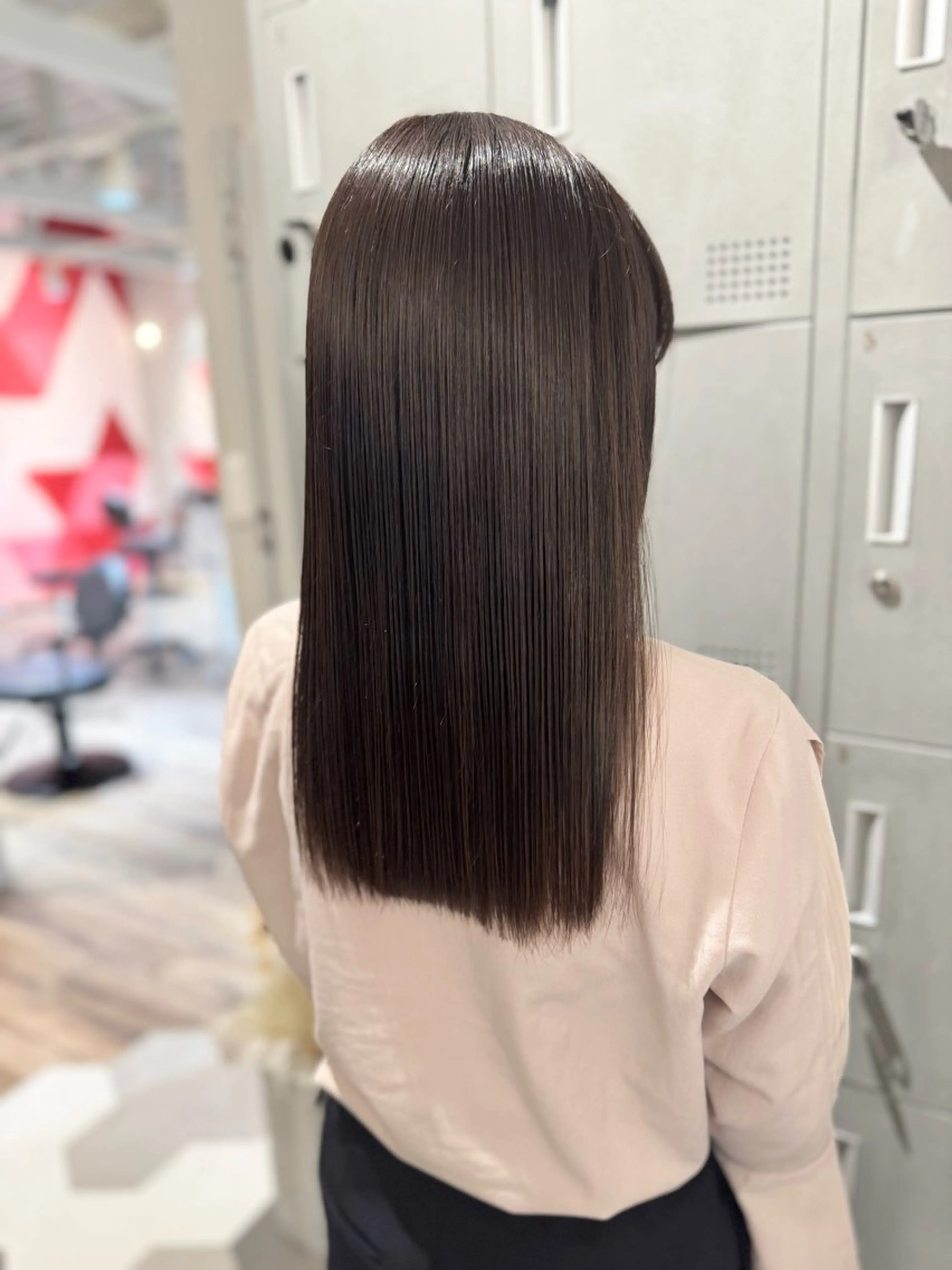 セミロング カット ヘアカラー 【天満1艶髪】潤艶/ 髪質改善🌹釣本竜哉のヘアスタイル