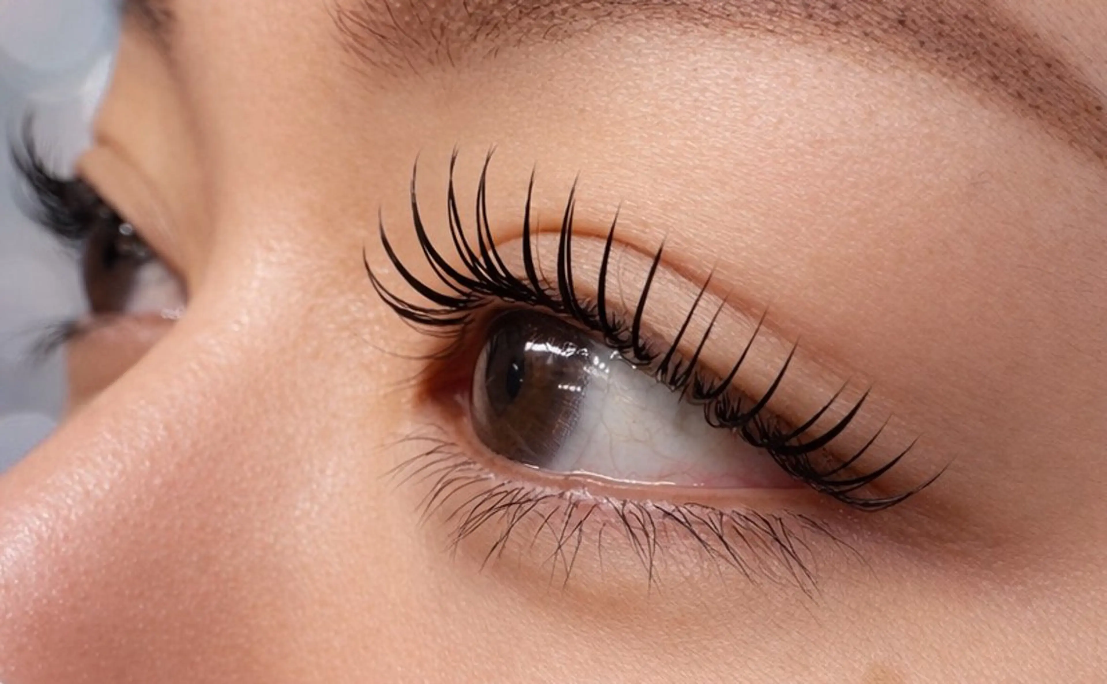 マツエク・マツパ Eyelash Salon Glück所属・佐久間 春菜のマツエク・マツパデザイン