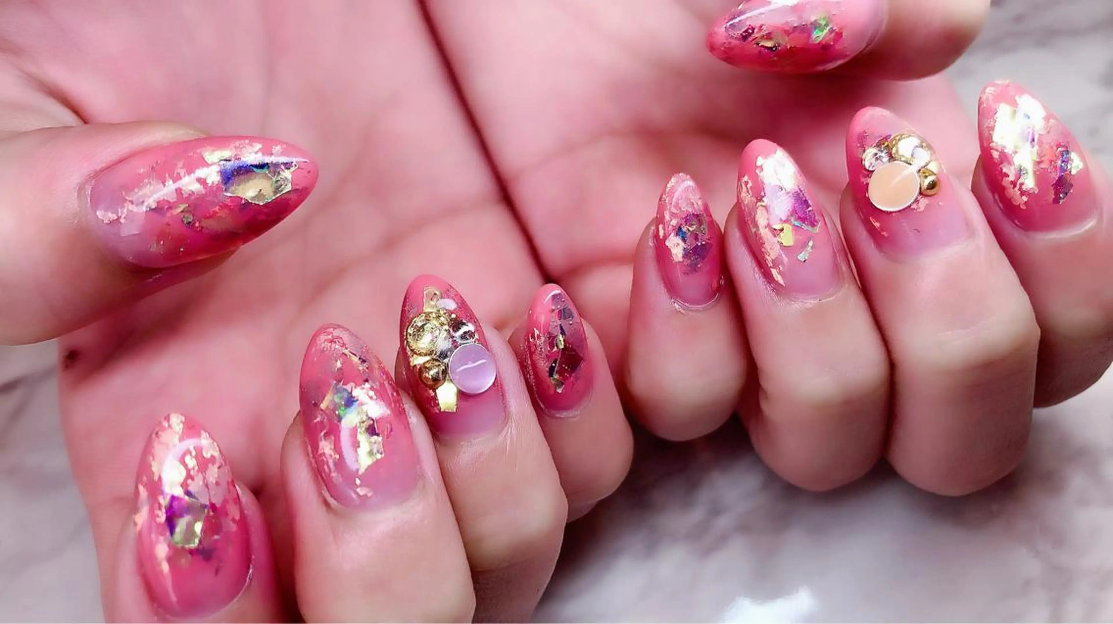 ネイル noix nail &eyeのネイルデザイン