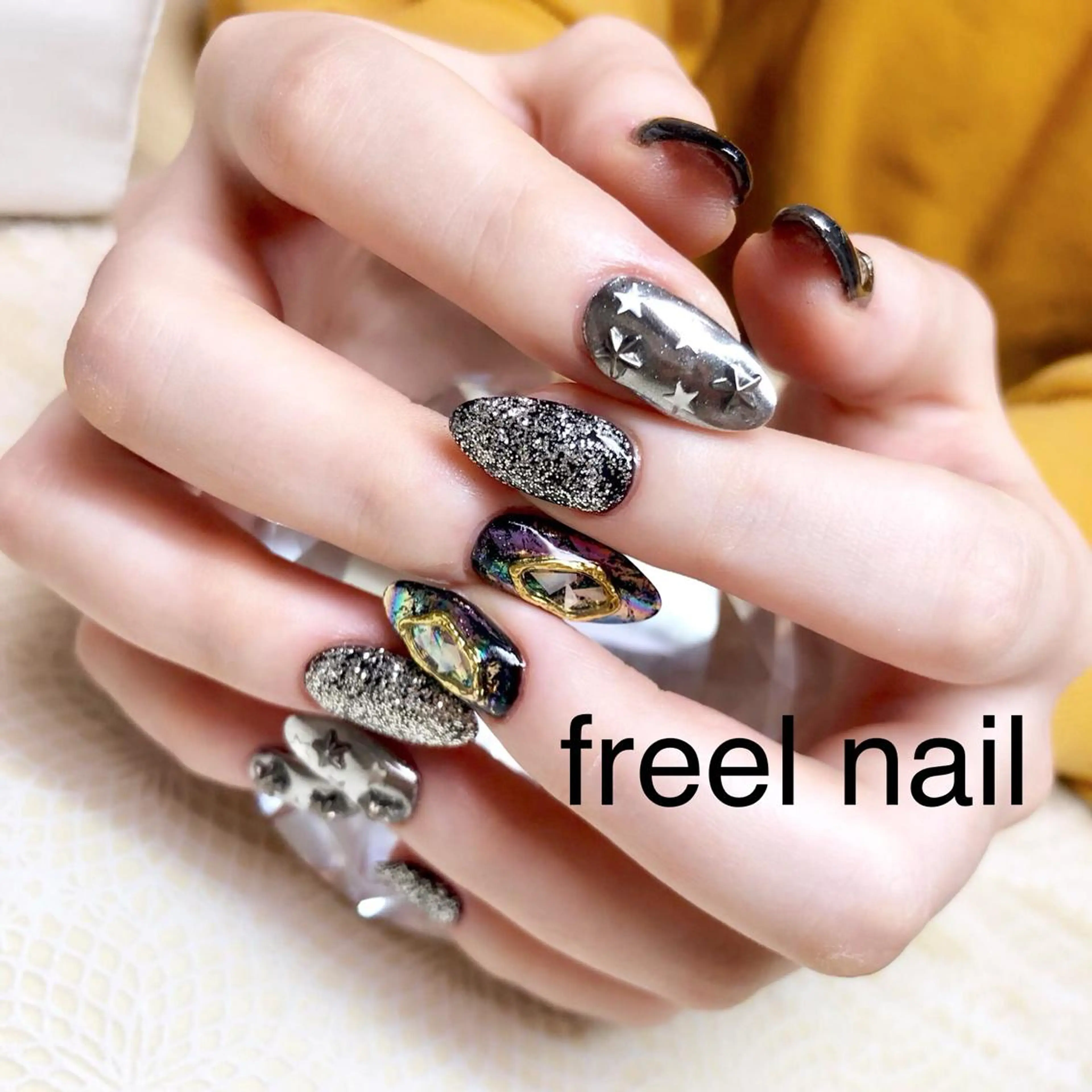 ネイル ハンドネイル freel Beautyのネイルデザイン
