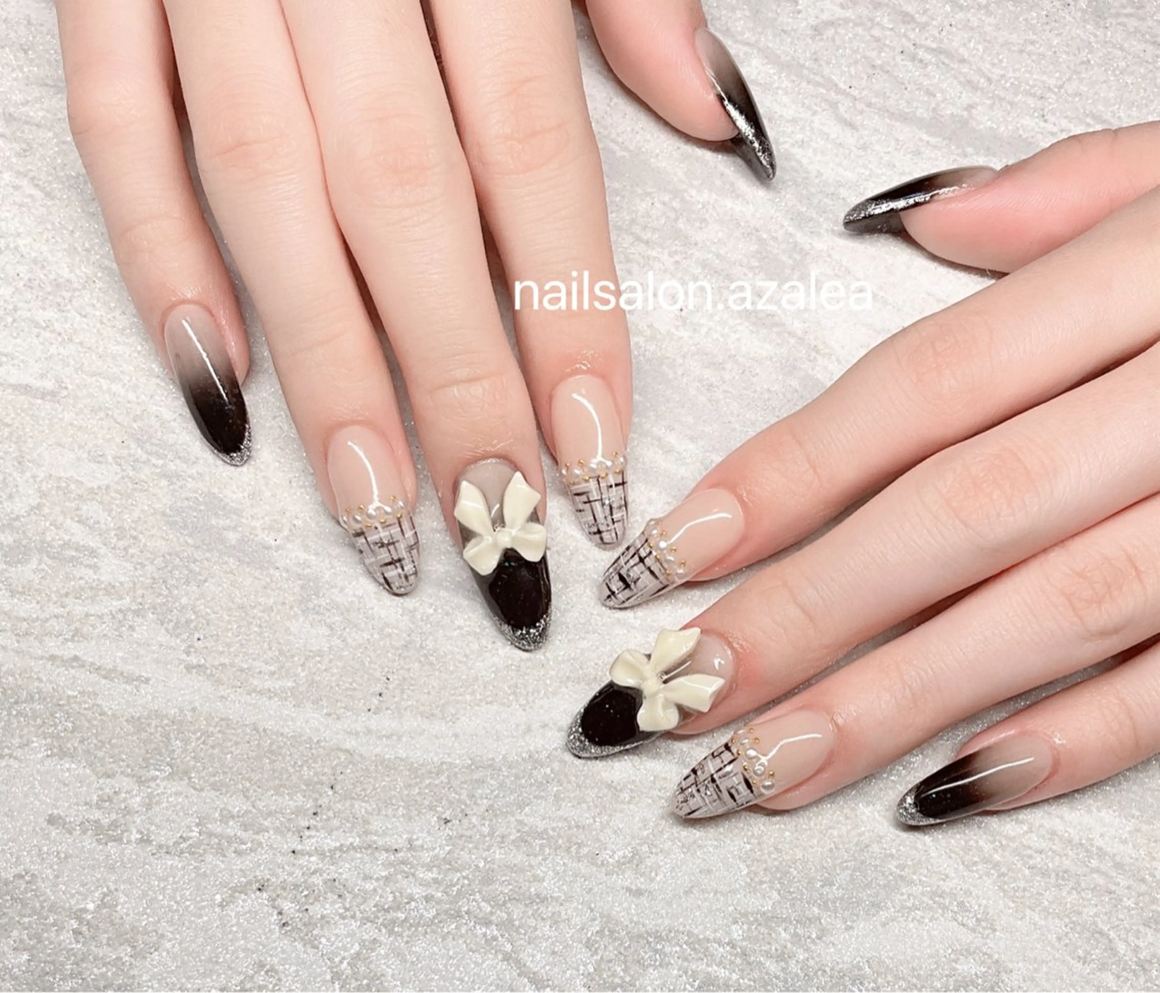 ネイル R inのネイルデザイン