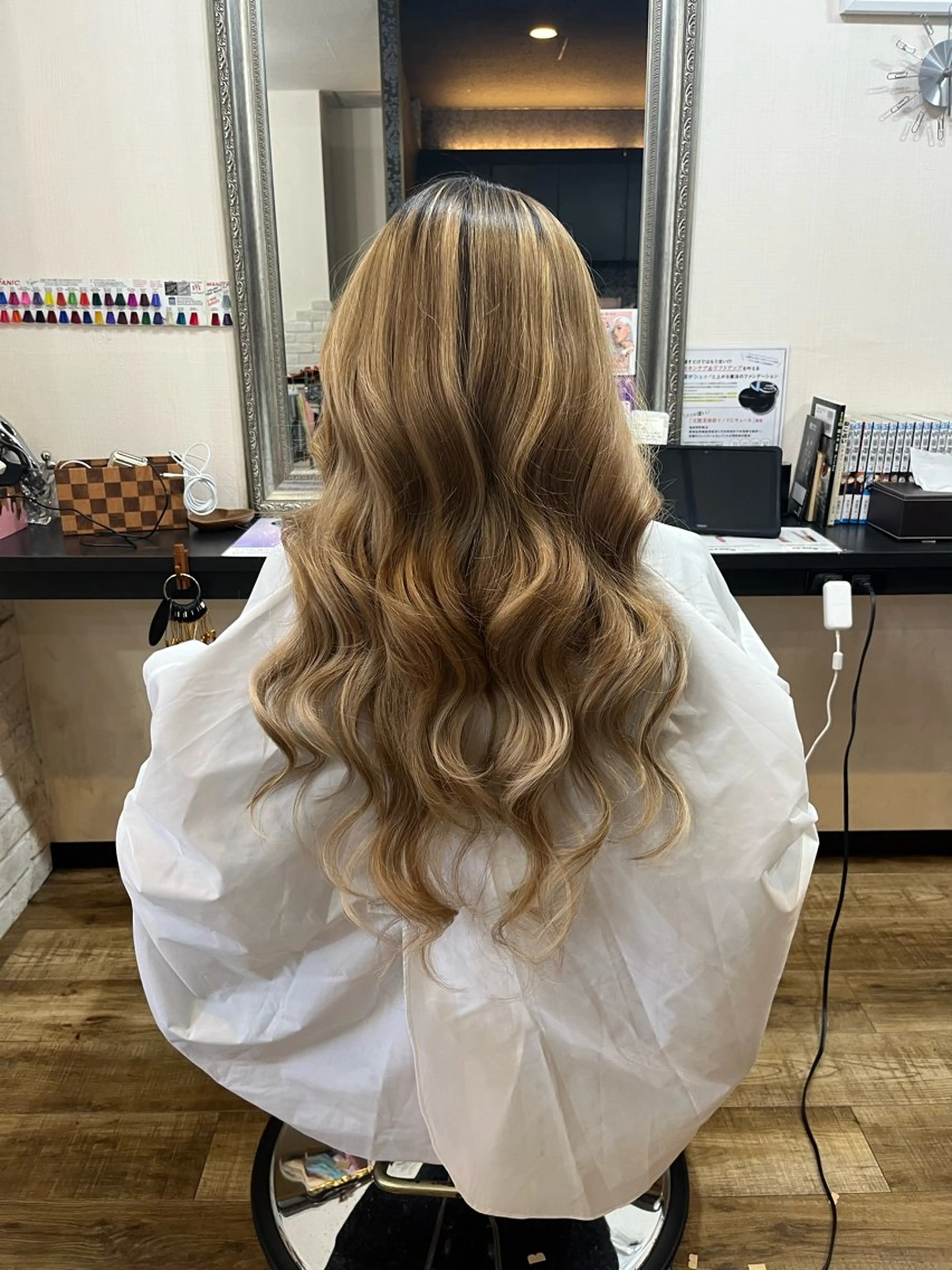 ロング シールエクステ エクステ ハイライト エクステ きむえり/髪質改善 /セット/カラーのヘアスタイル