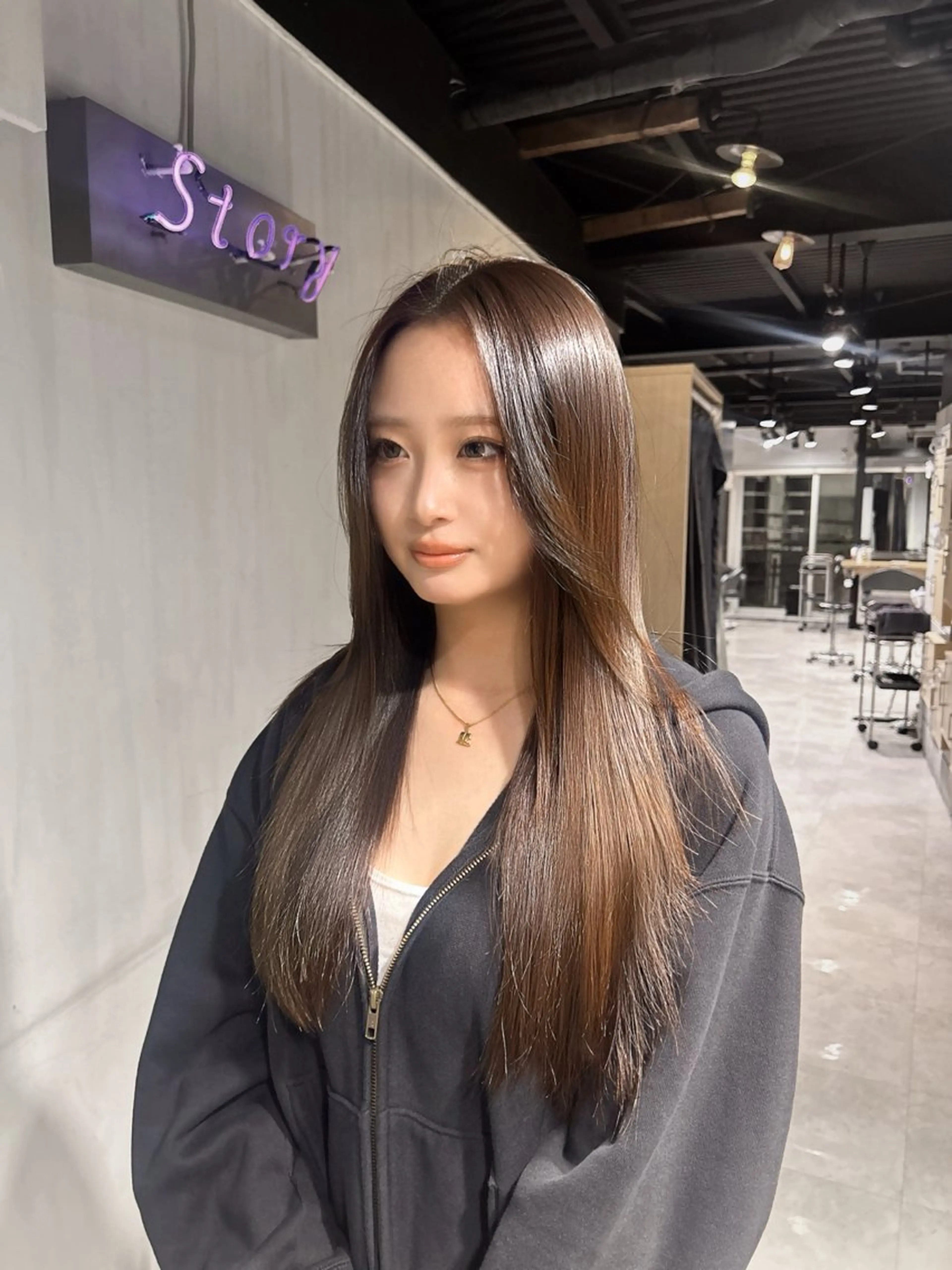 ロング 韓国風カラー 姫カット 韓国風ヘア レイヤーカット ワンホンレイヤー MEI🎀垢抜けカラ ー🎀韓国styleのヘアスタイル