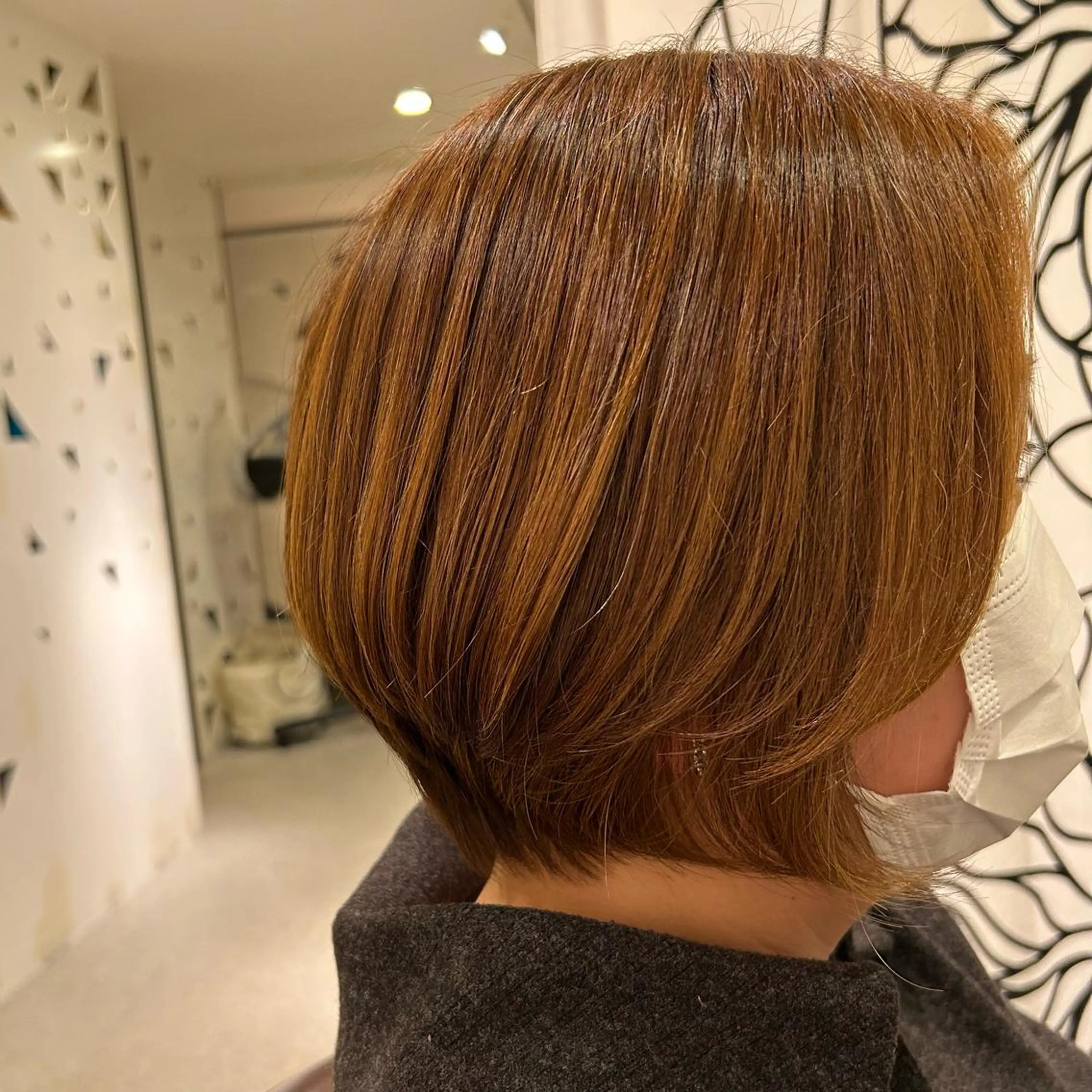 ショート 金気 真央のヘアスタイル